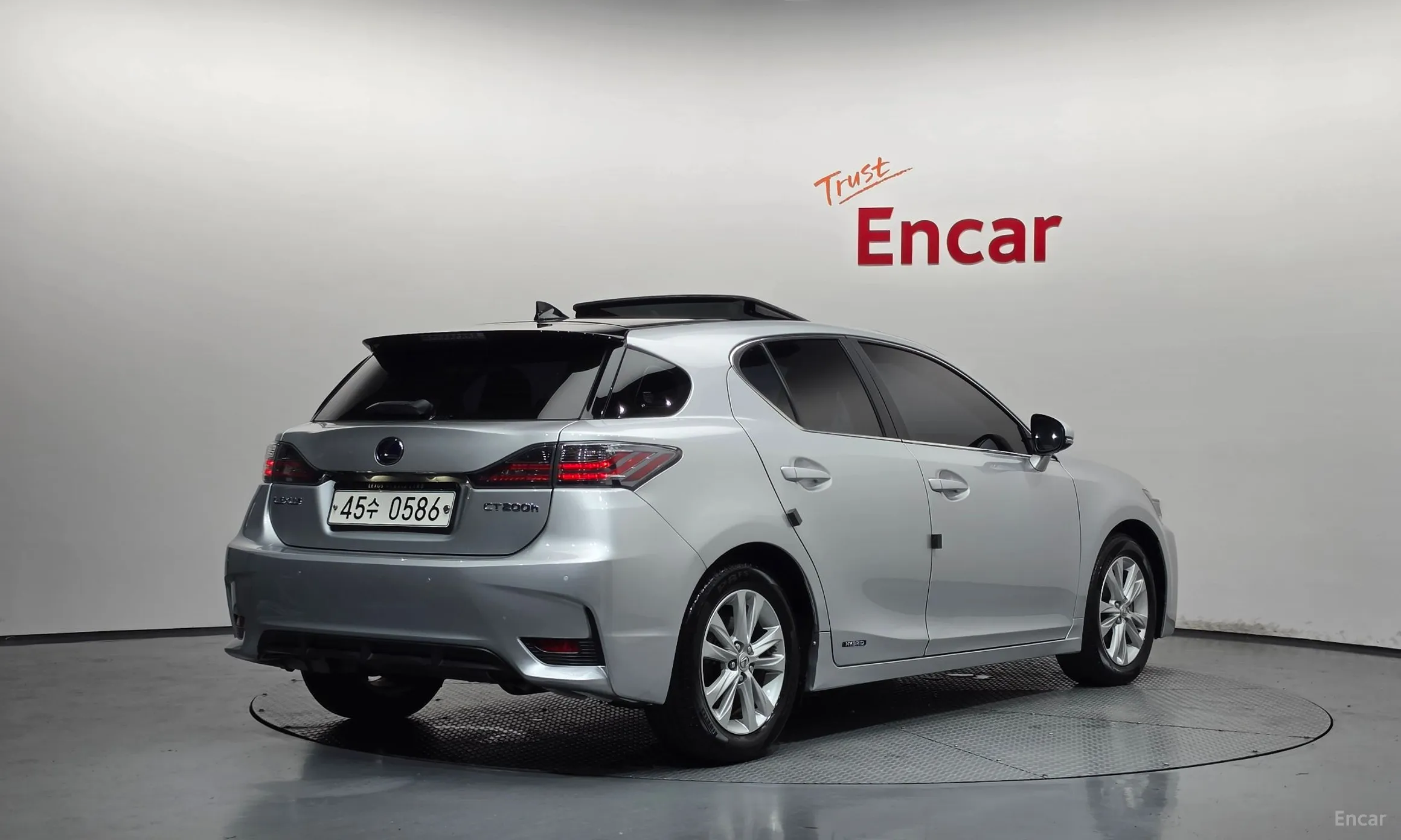 Lexus CT200h