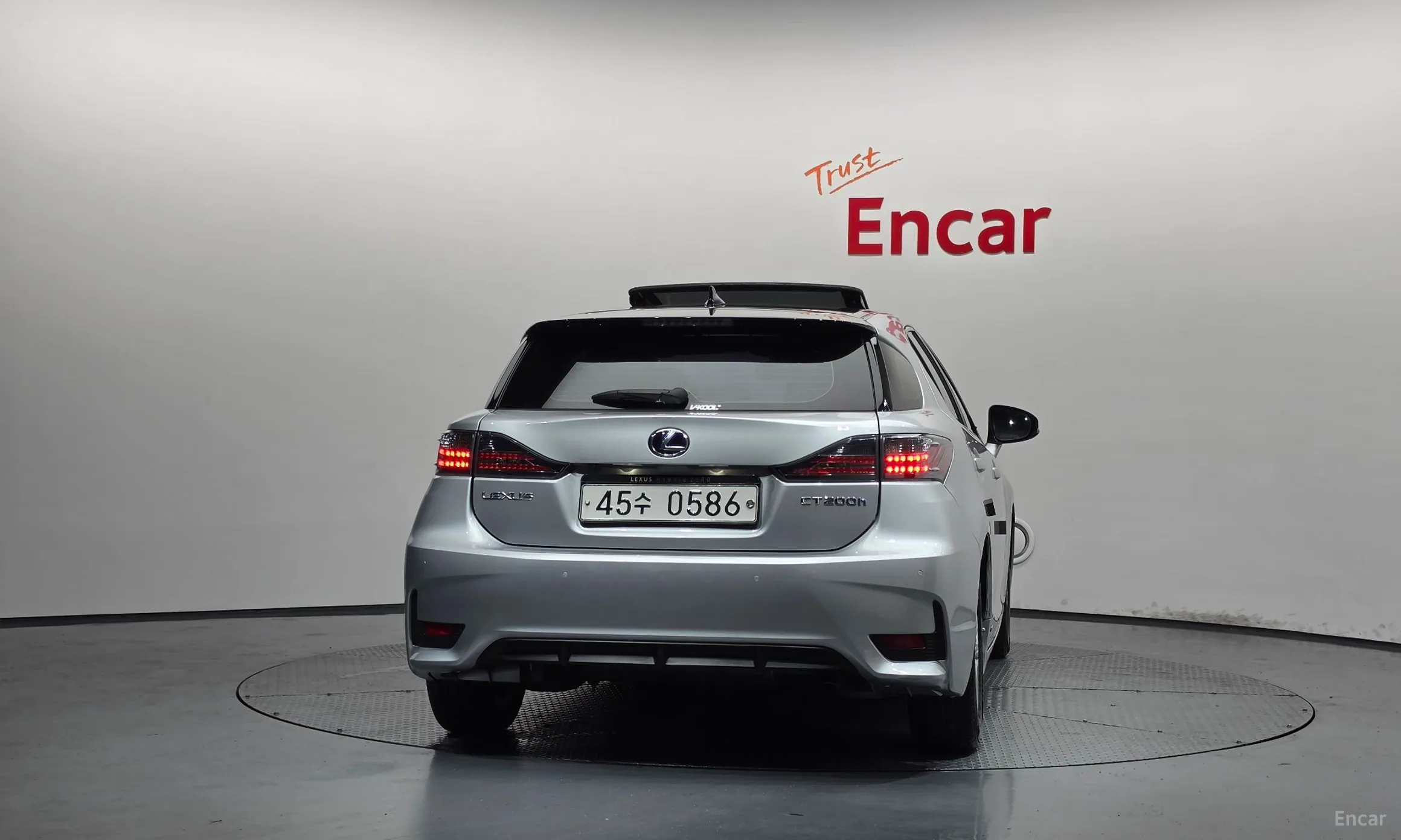 Lexus CT200h превью 4