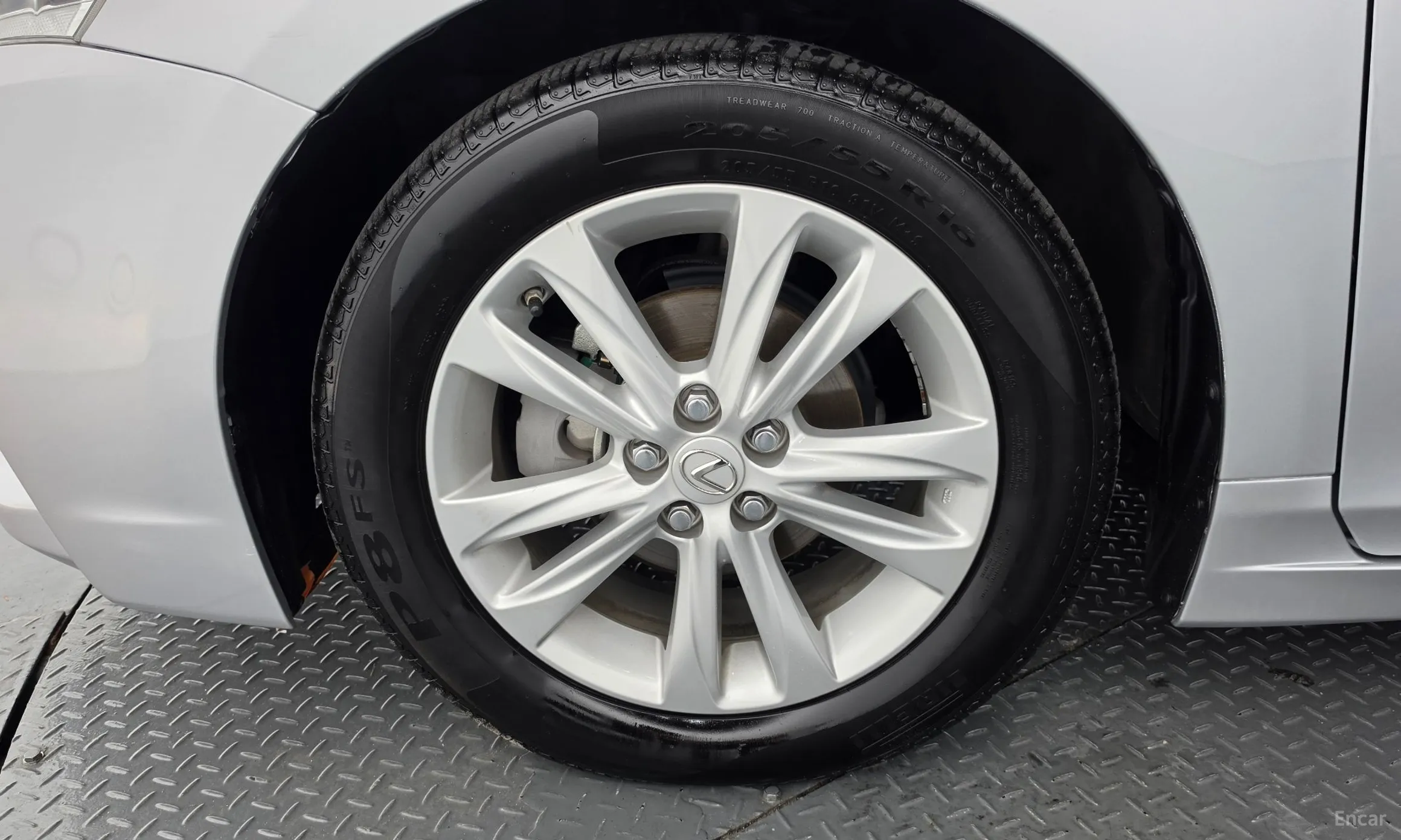Lexus CT200h превью 5