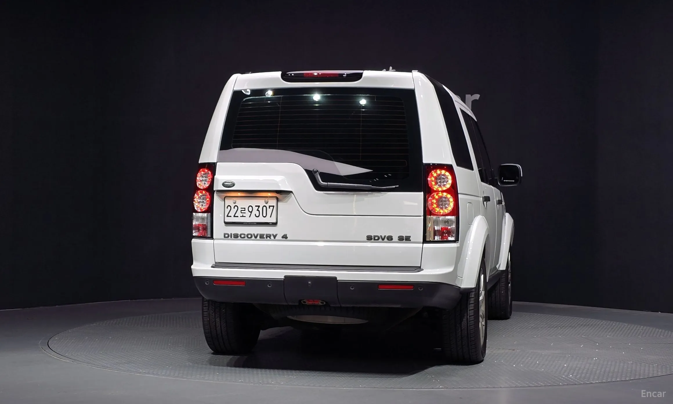 Land Rover Discovery 4 превью 4