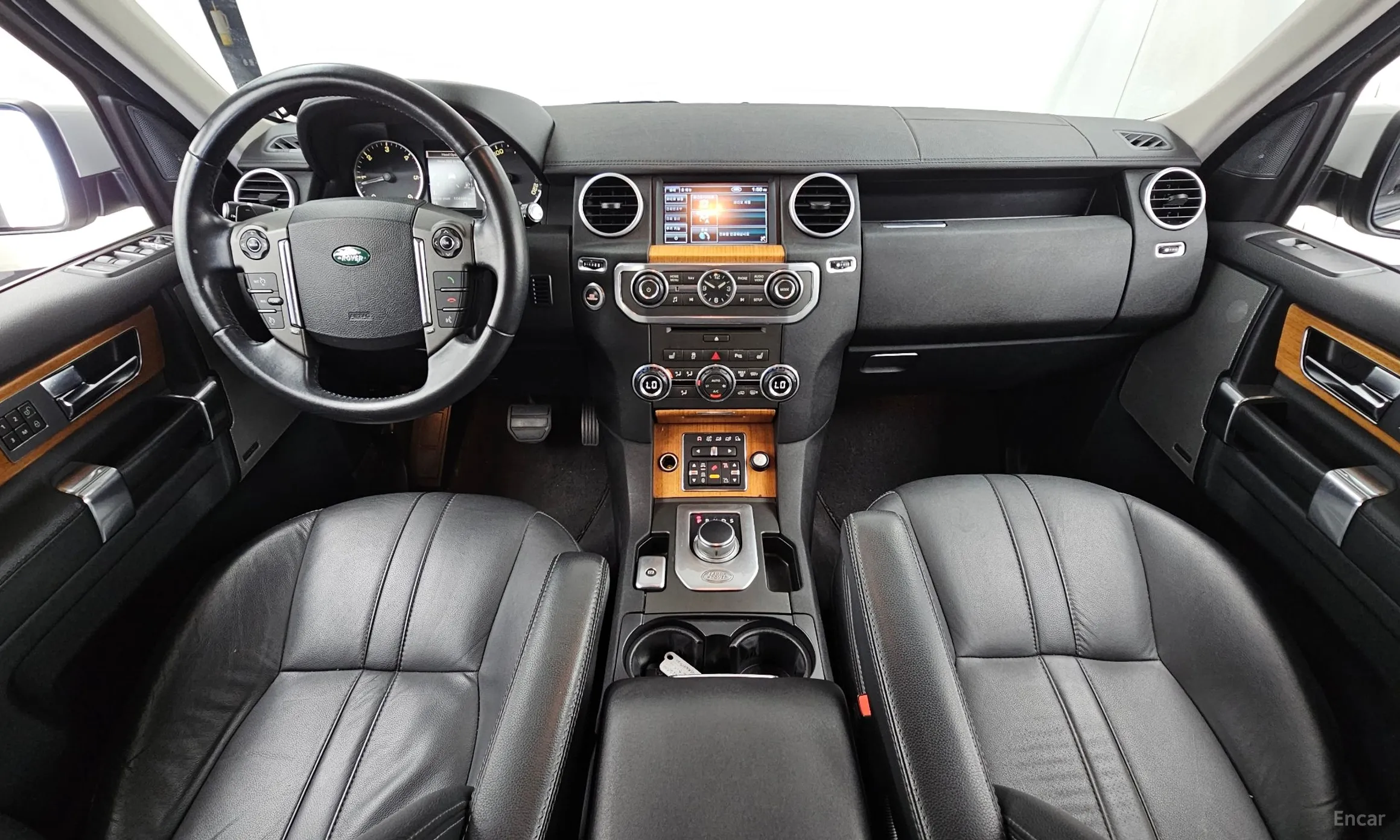 Land Rover Discovery 4 превью 7