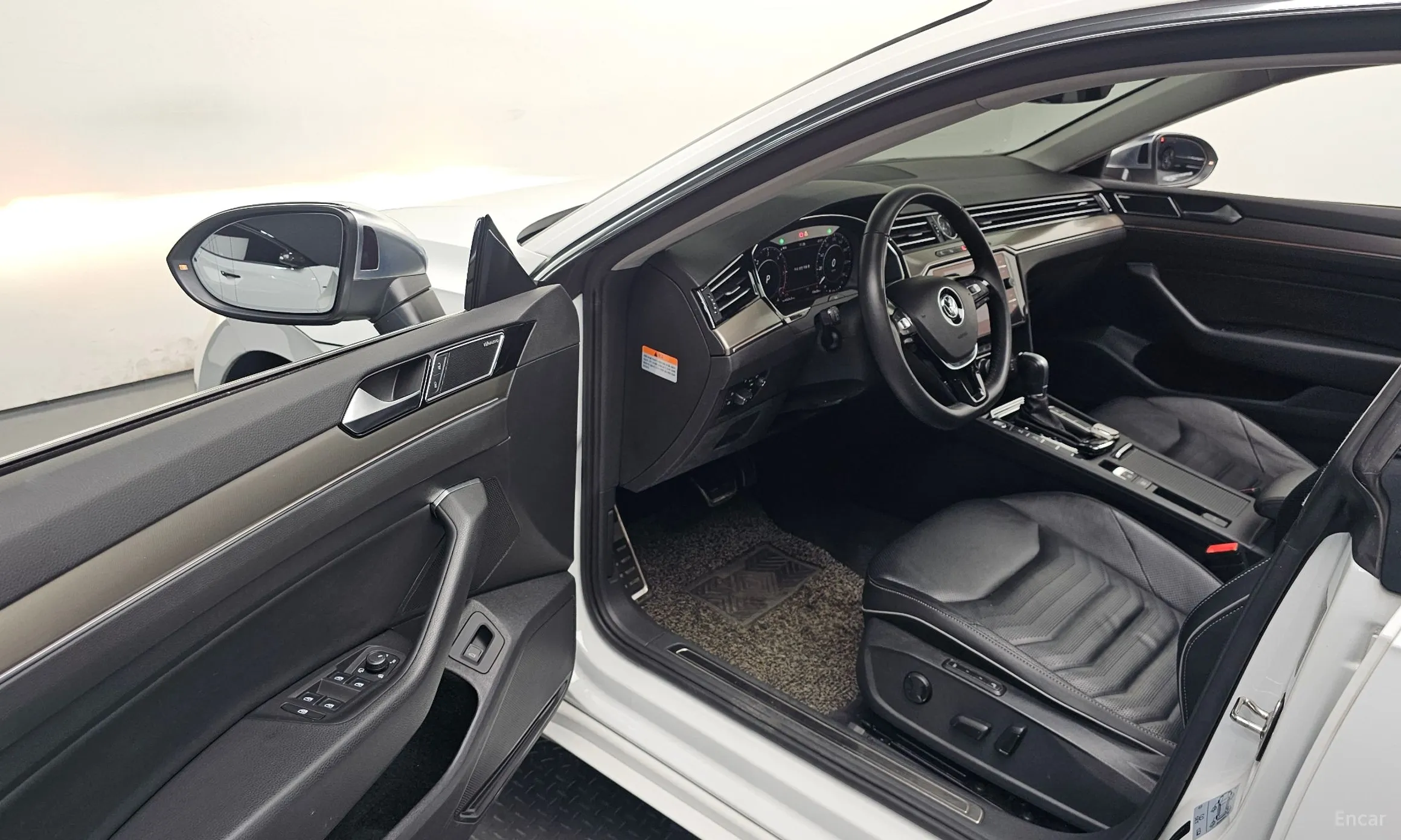 Volkswagen Ateon превью 10