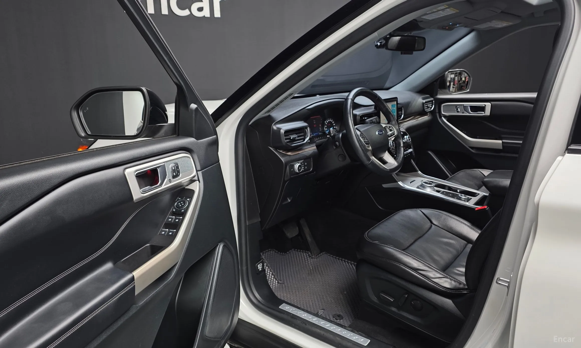 Ford Explorer 6th Generation превью 10