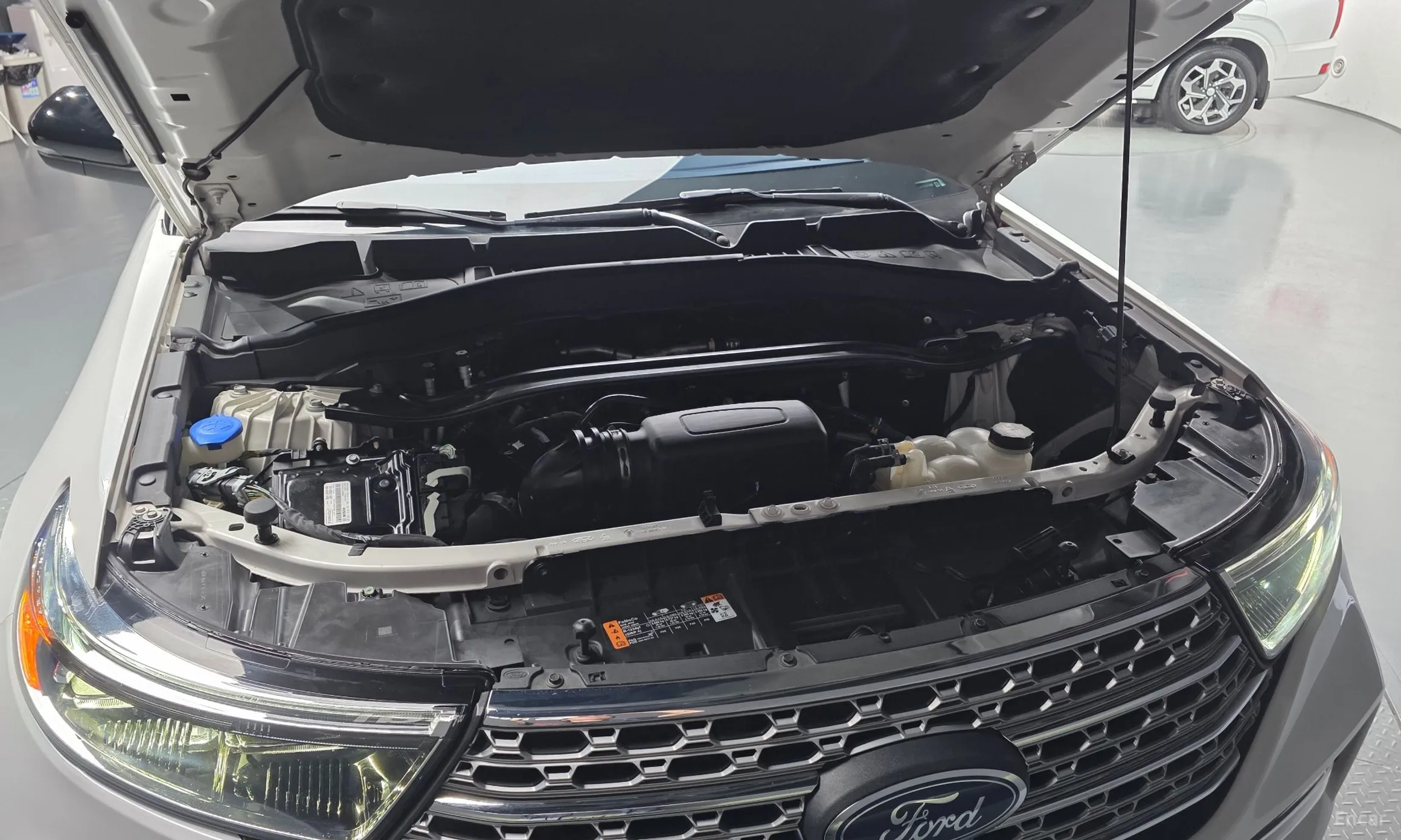 Ford Explorer 6th Generation превью 6