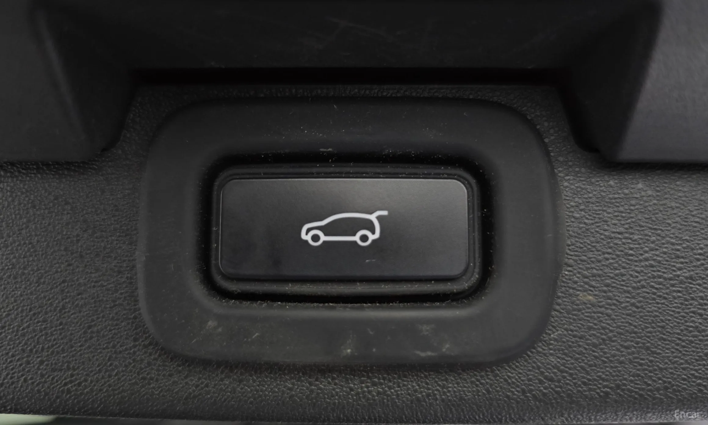 Land Rover Discovery 5 превью 15