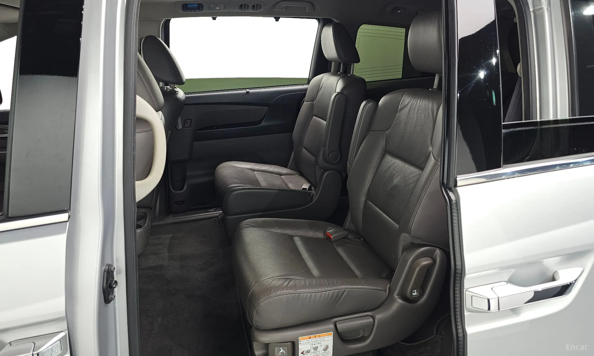 Honda Odyssey превью 12