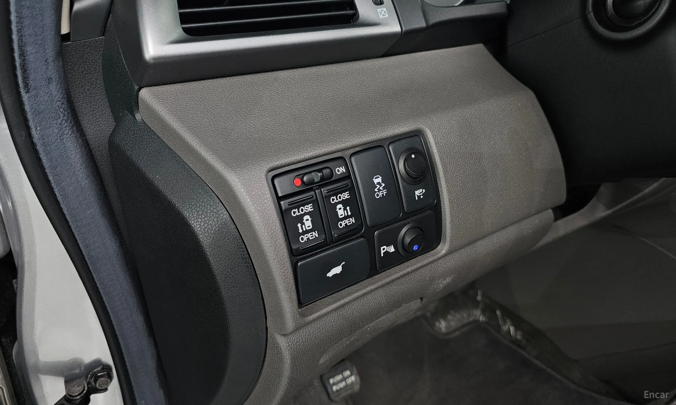 Honda Odyssey превью 17