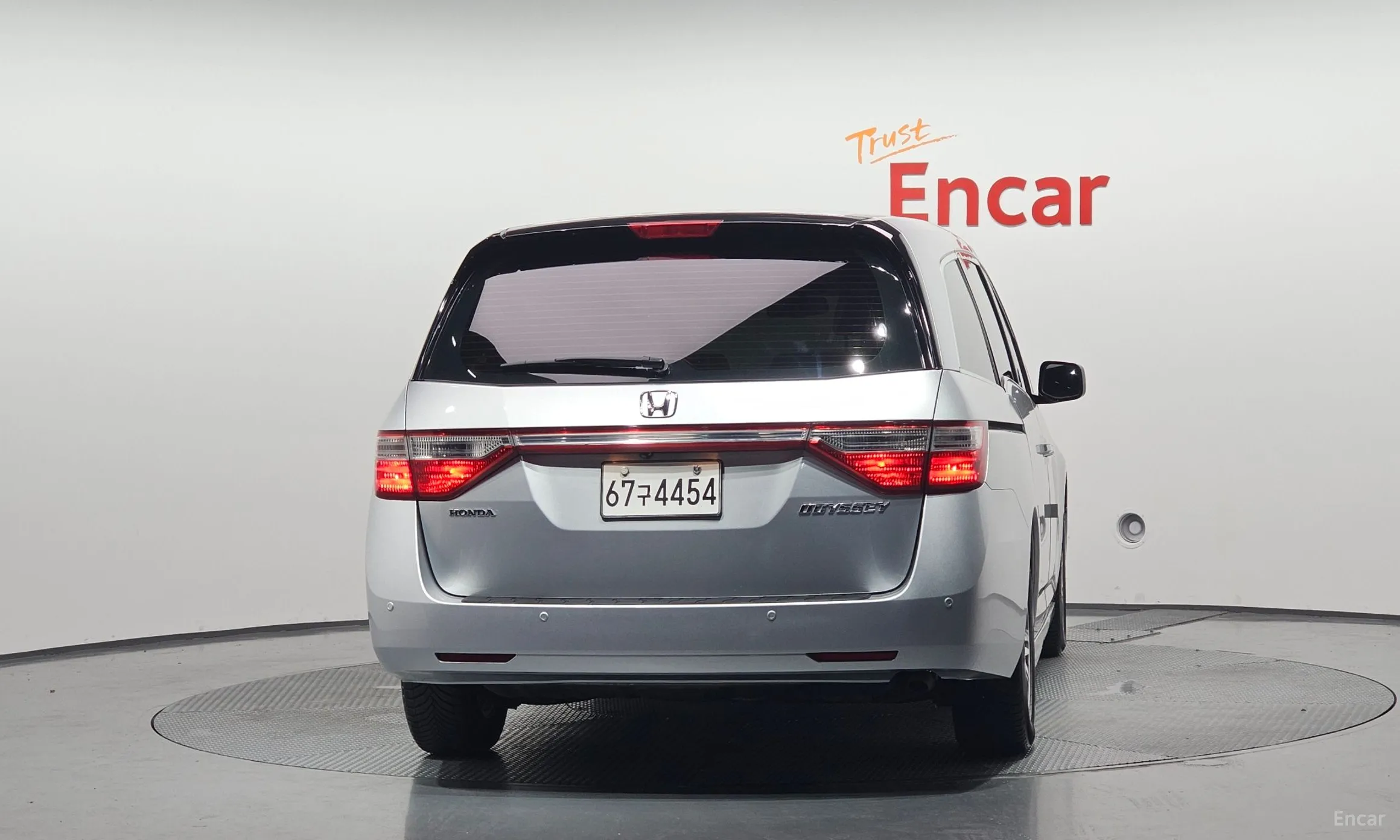 Honda Odyssey превью 4