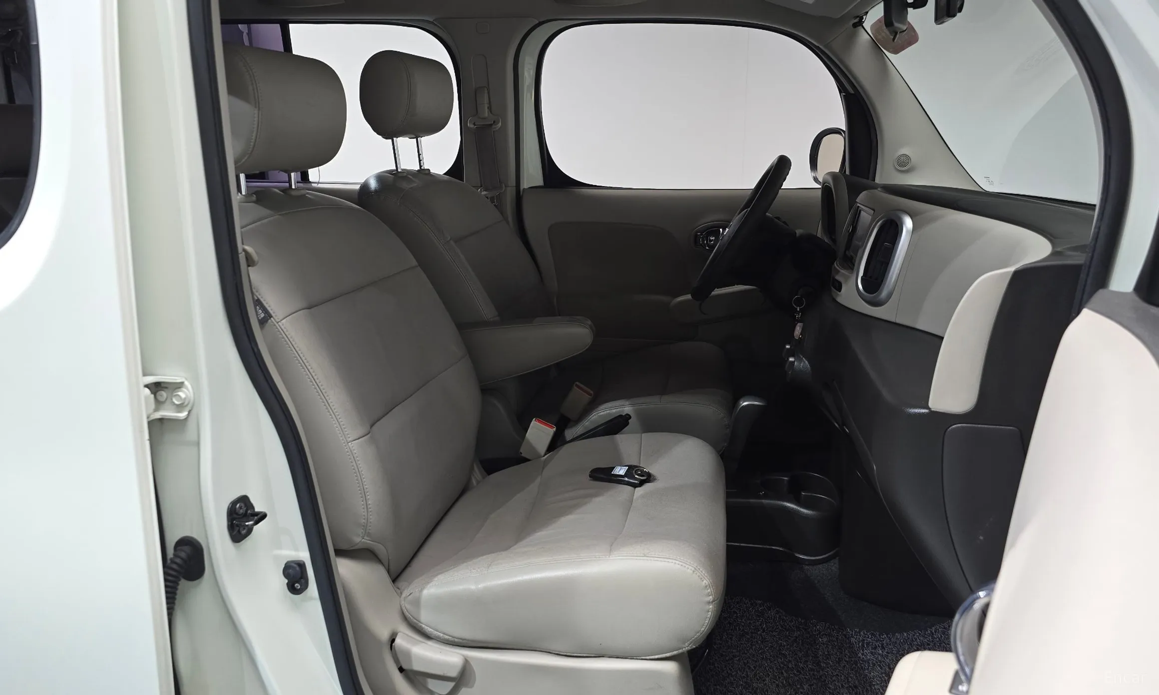 Nissan Cube превью 11
