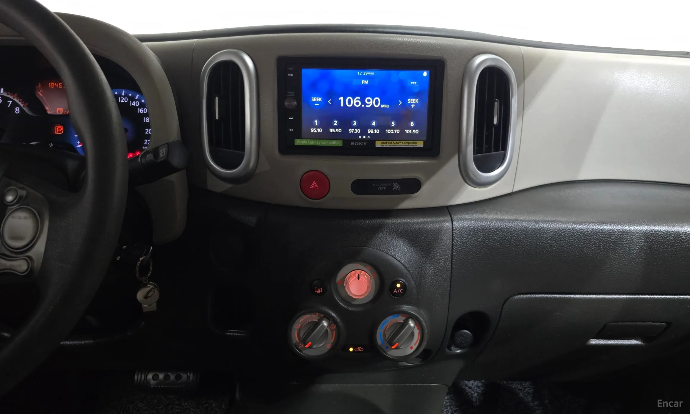 Nissan Cube превью 14