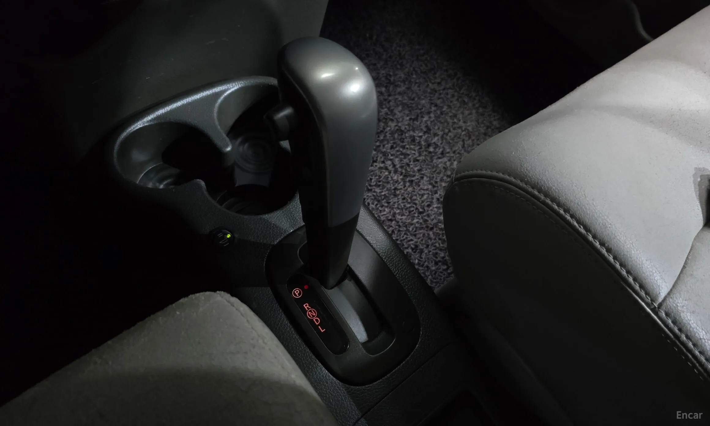 Nissan Cube превью 9