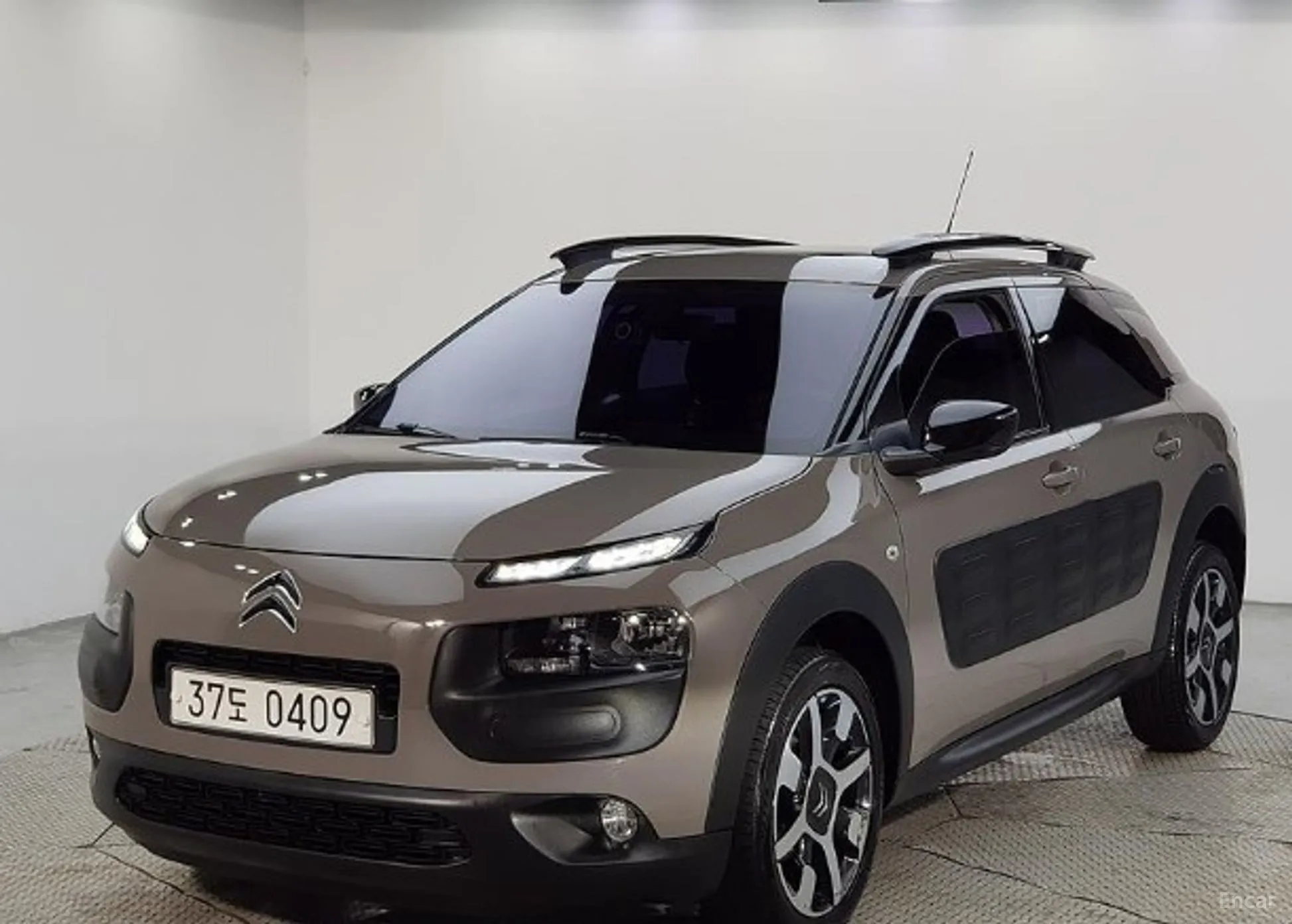 Citroën/DS C4 Cocktooth