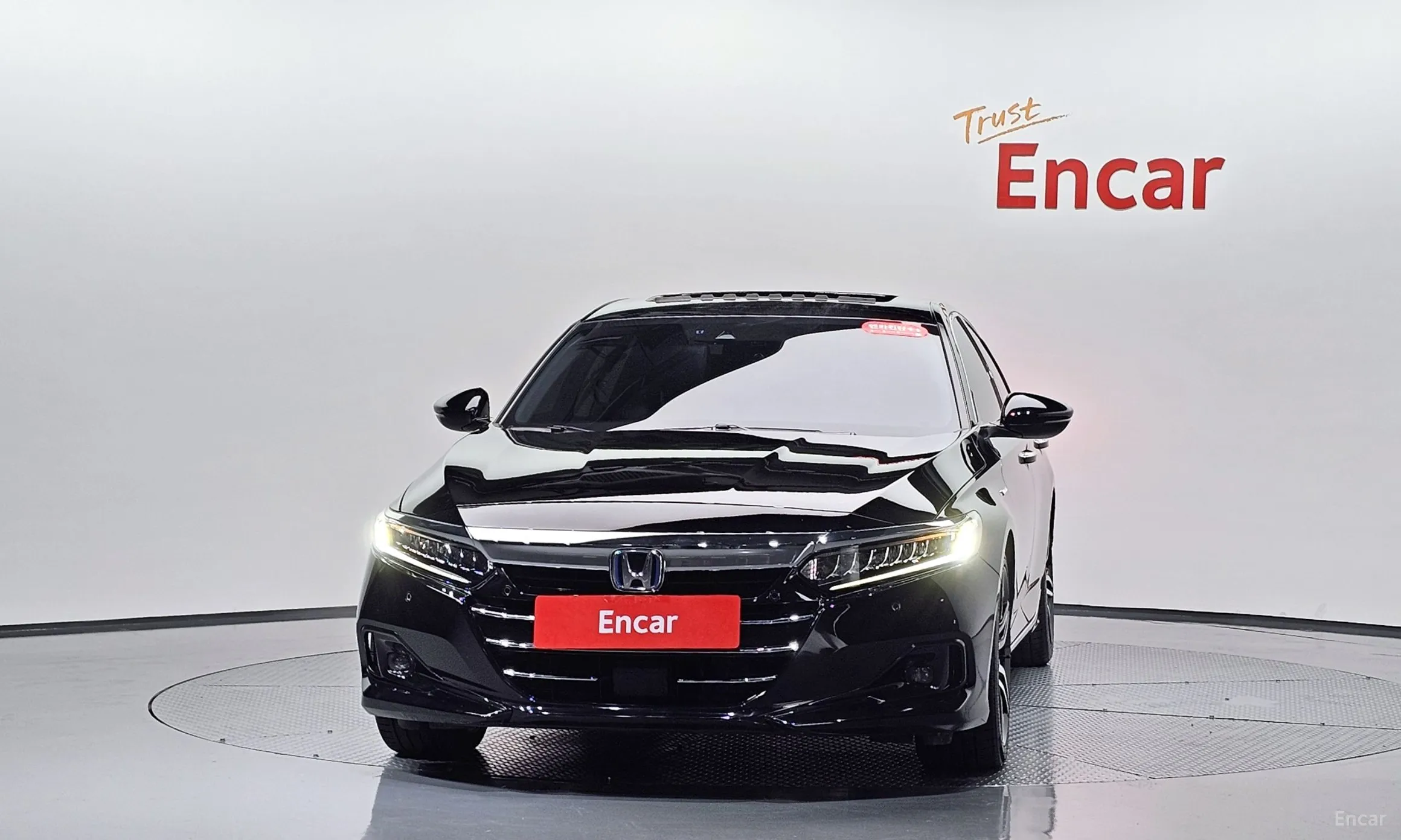 Honda Accord 10th Generation превью 3
