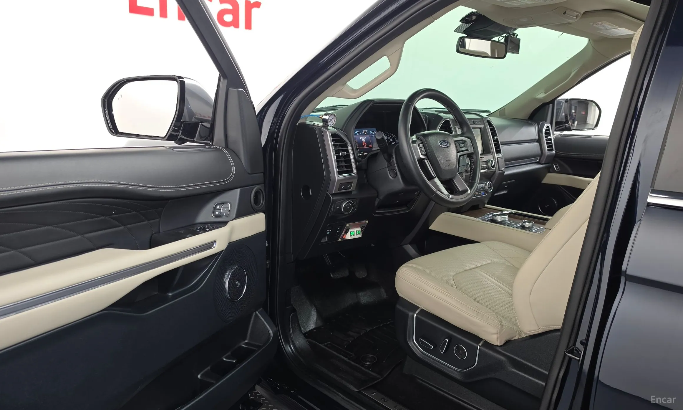 Ford Expedition превью 10