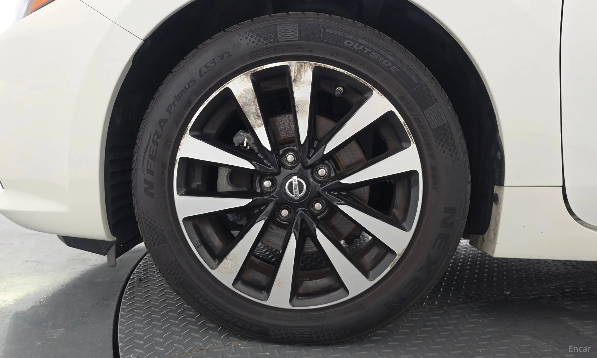 Nissan Altima превью 5