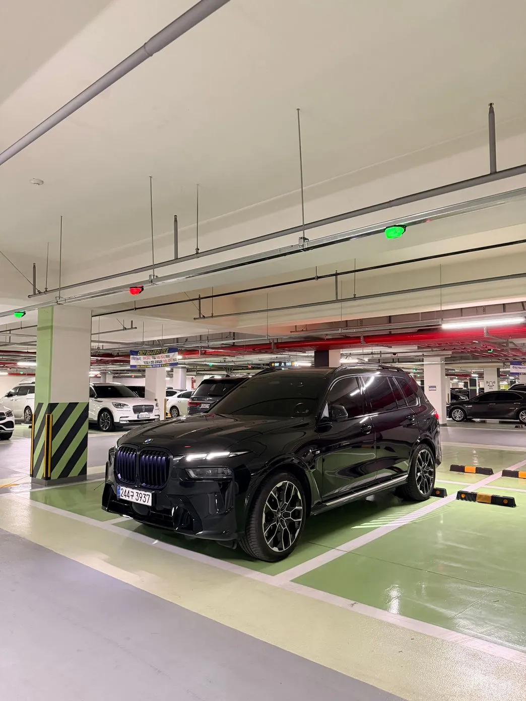 BMW X7 (G07) превью 10