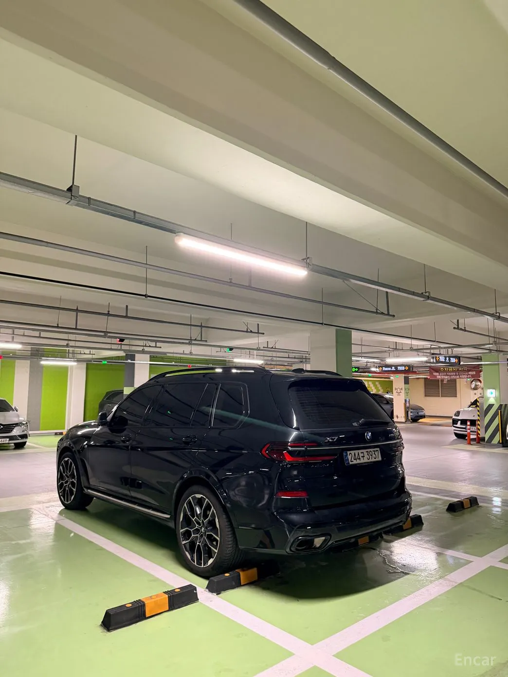 BMW X7 (G07) превью 8