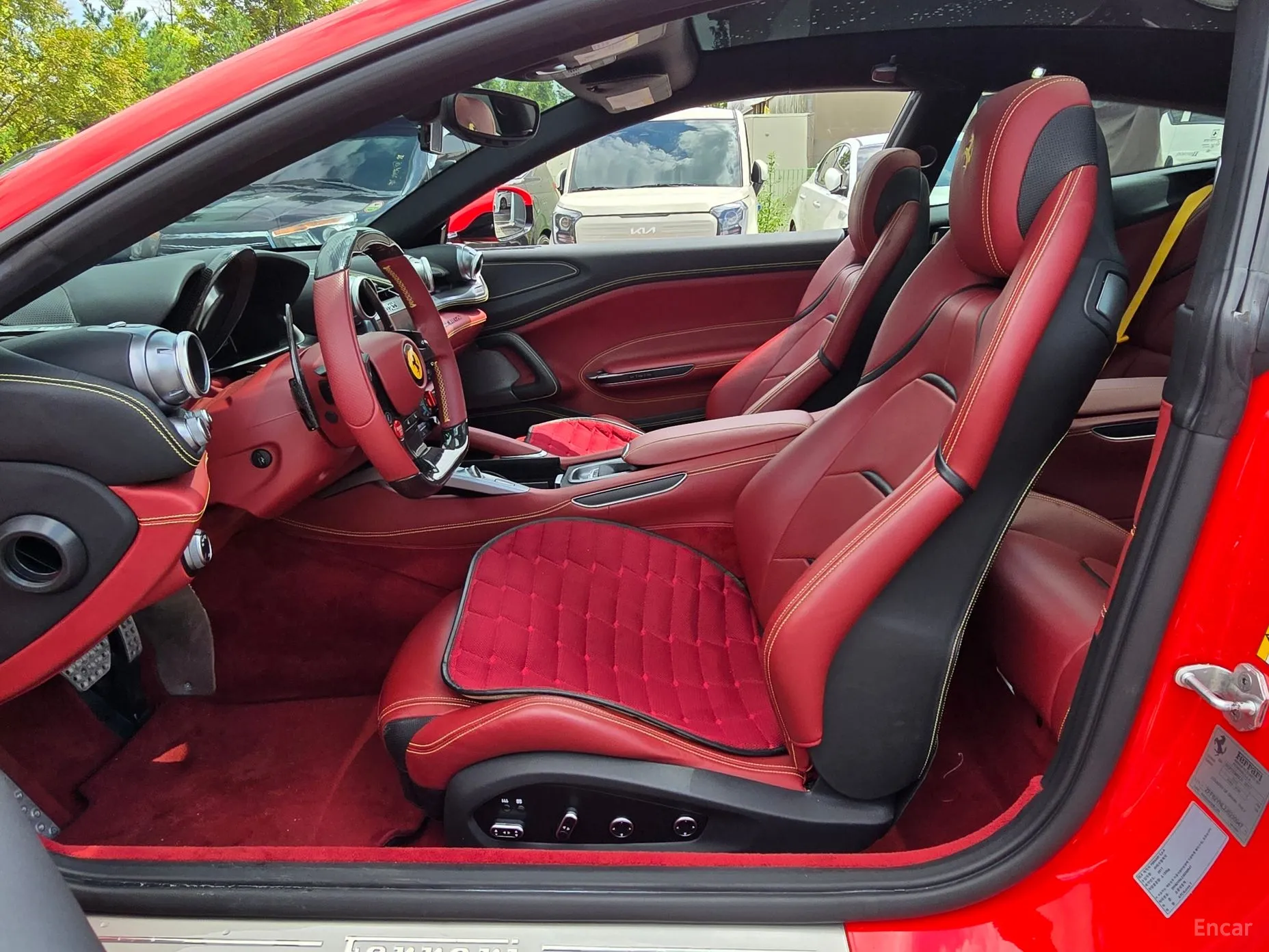 Ferrari GTC4 Rousseau превью 8