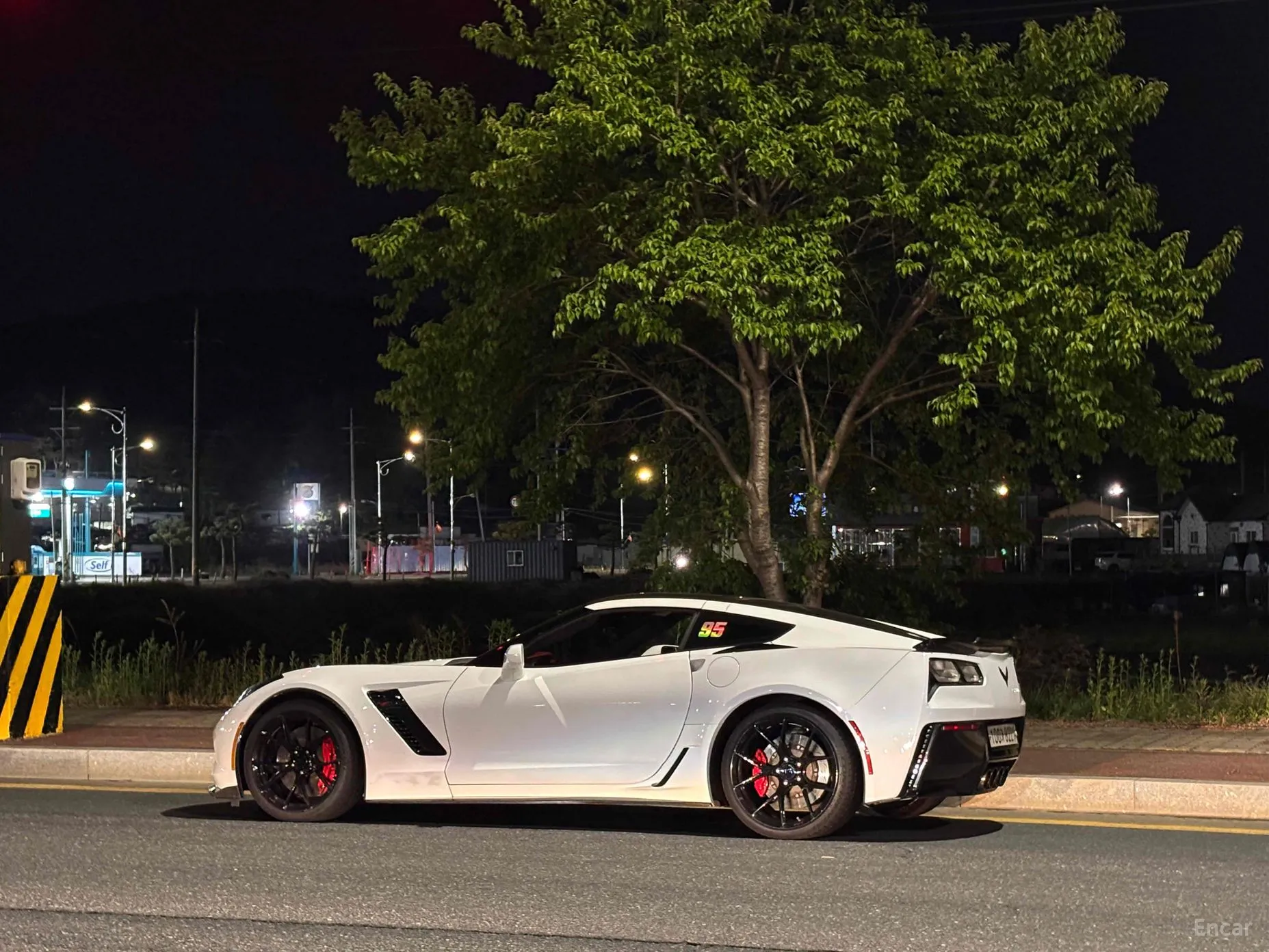 Chevrolet Corvette превью 11