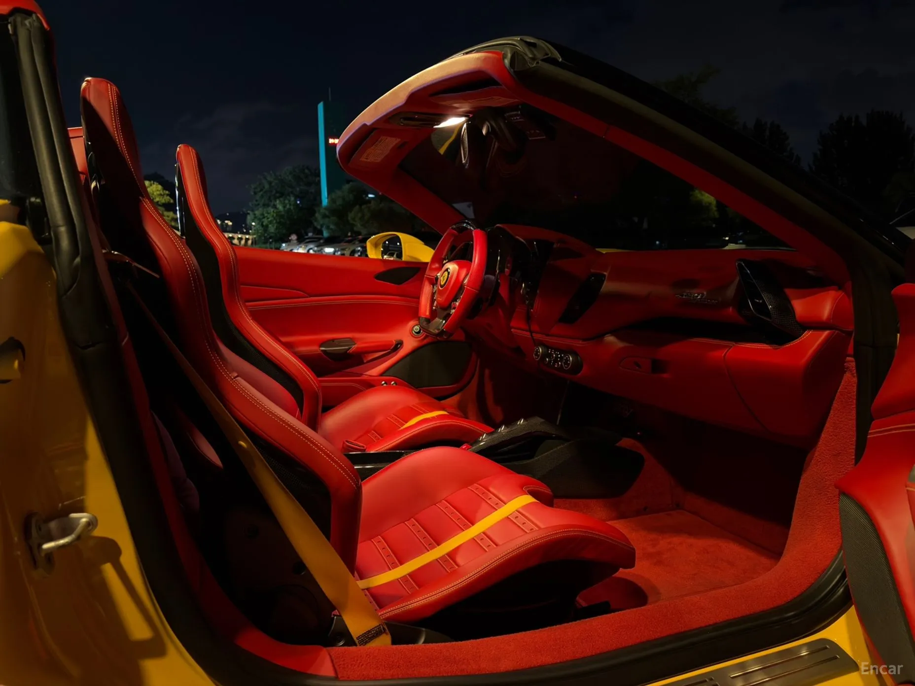 Ferrari 488 Spider превью 10