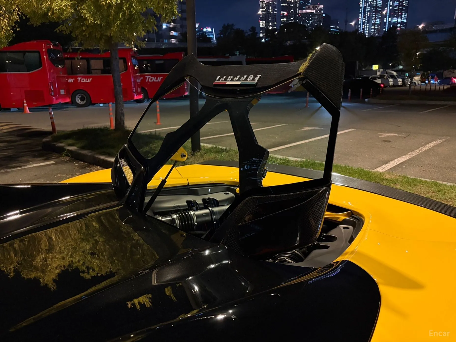 Ferrari 488 Spider превью 12