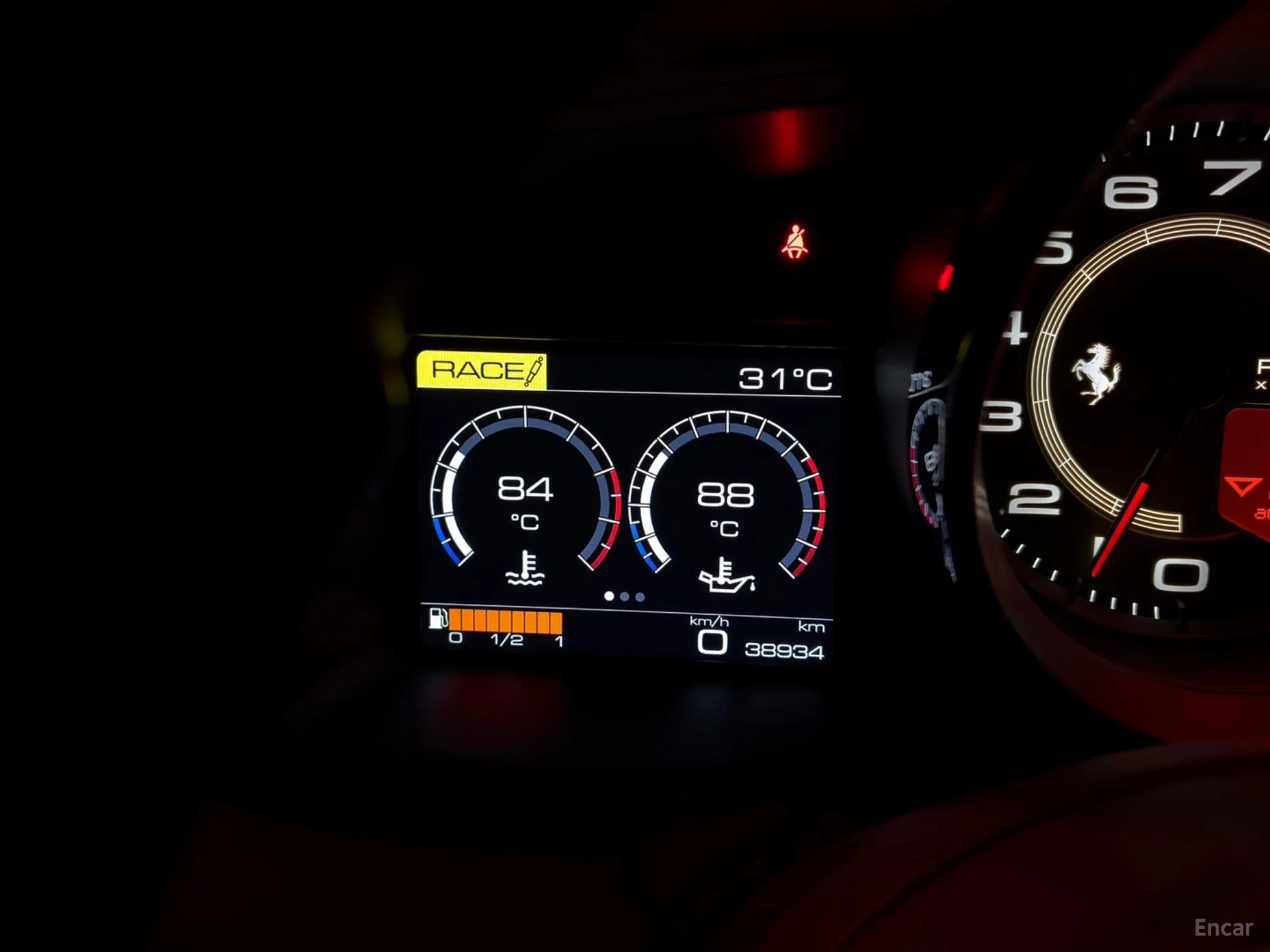 Ferrari 488 Spider превью 14