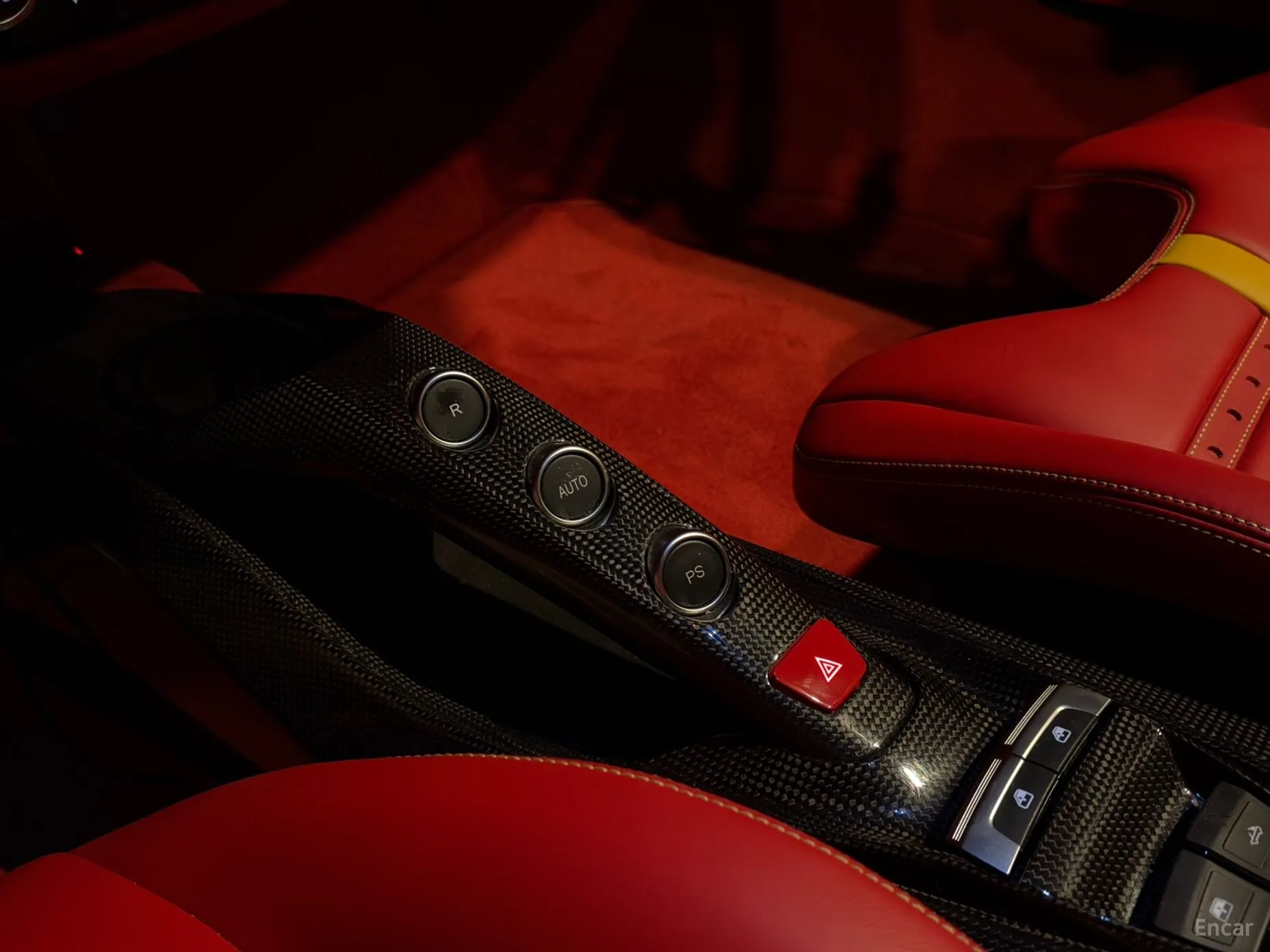 Ferrari 488 Spider превью 9