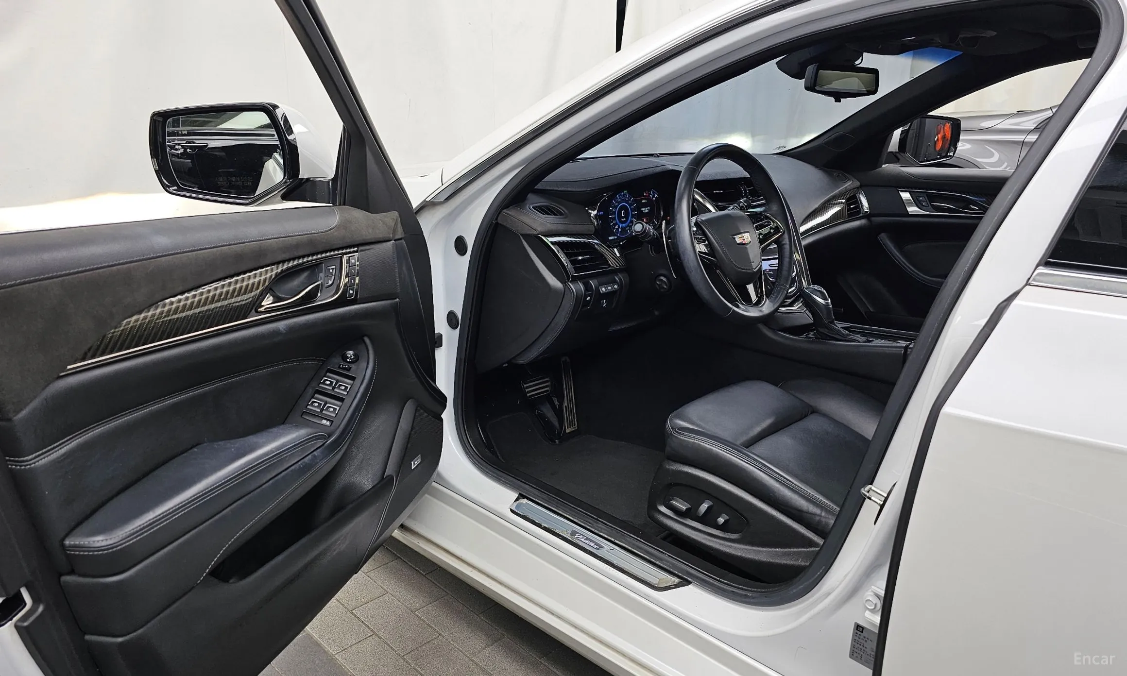 Cadillac CTS Gen 3 превью 10