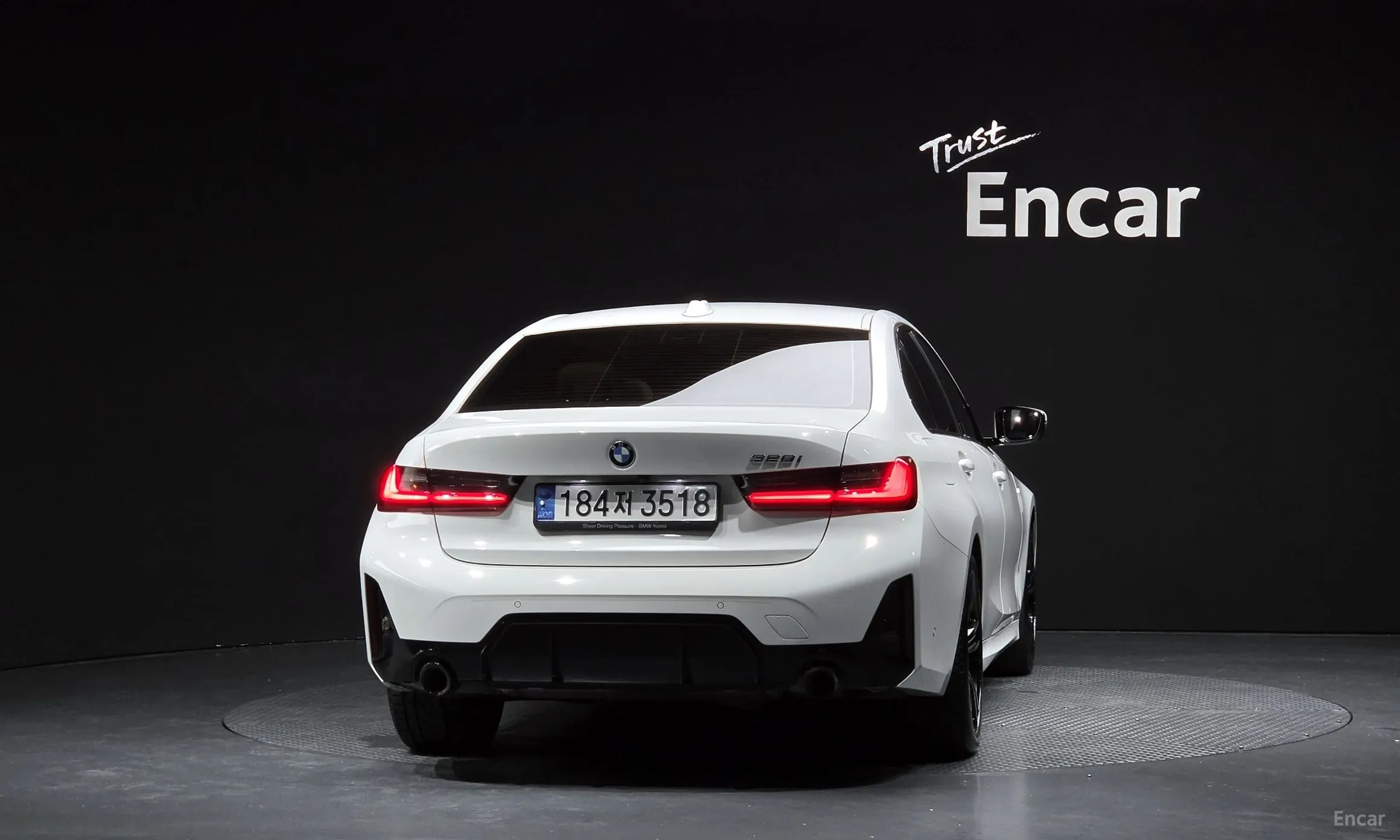 BMW 3 Series (G20) превью 4