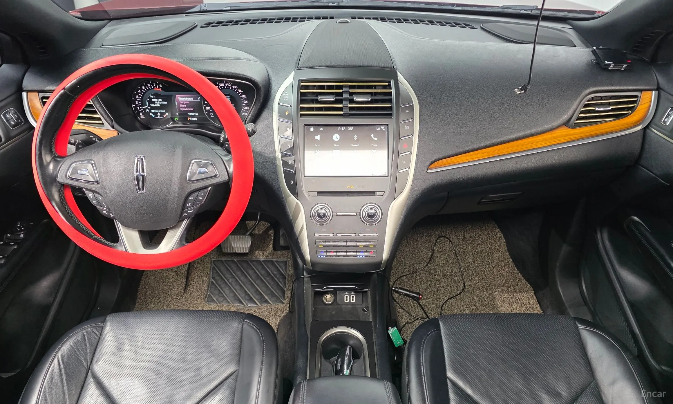 Lincoln MKC превью 7