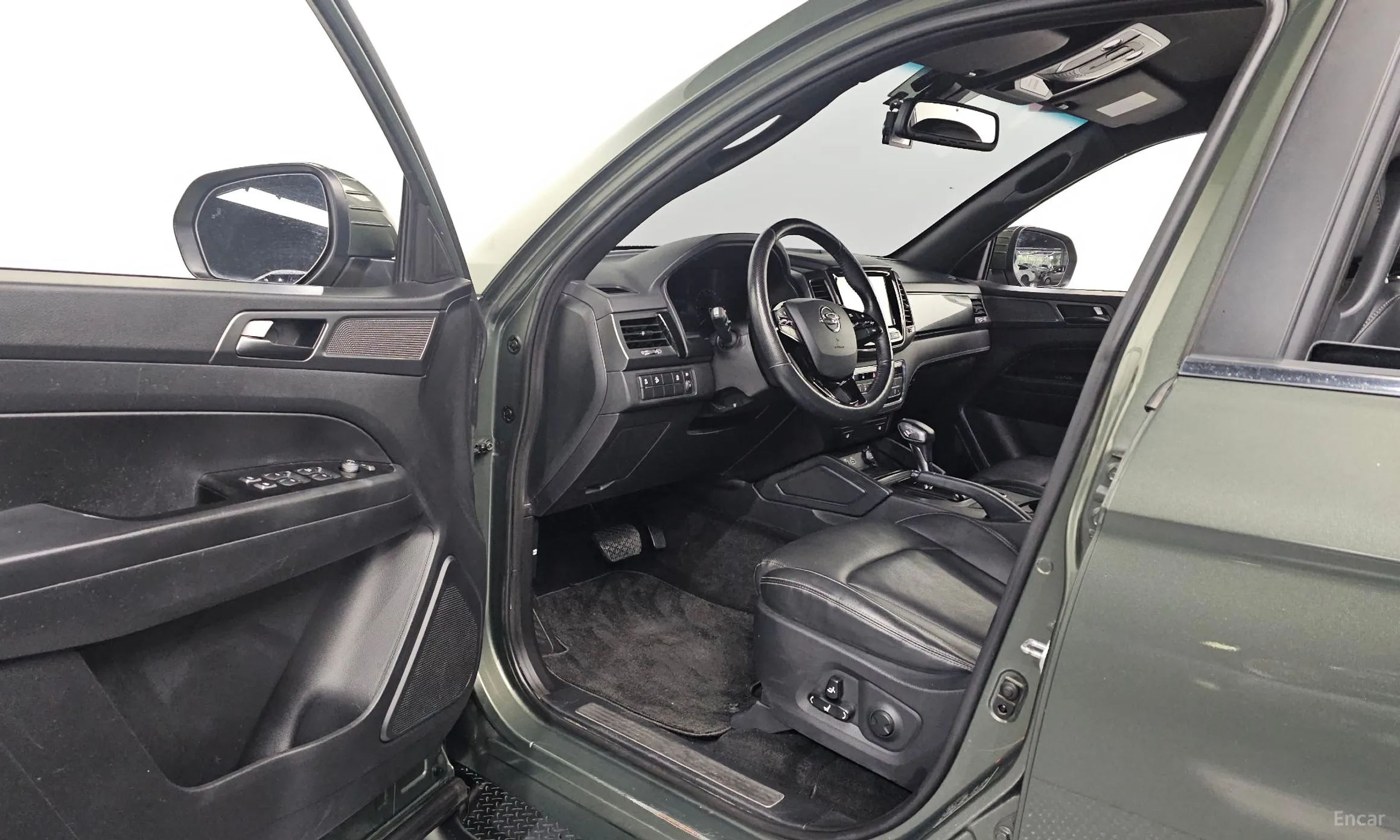 KG Mobility (SsangYong) Rexton Sports Khan превью 10