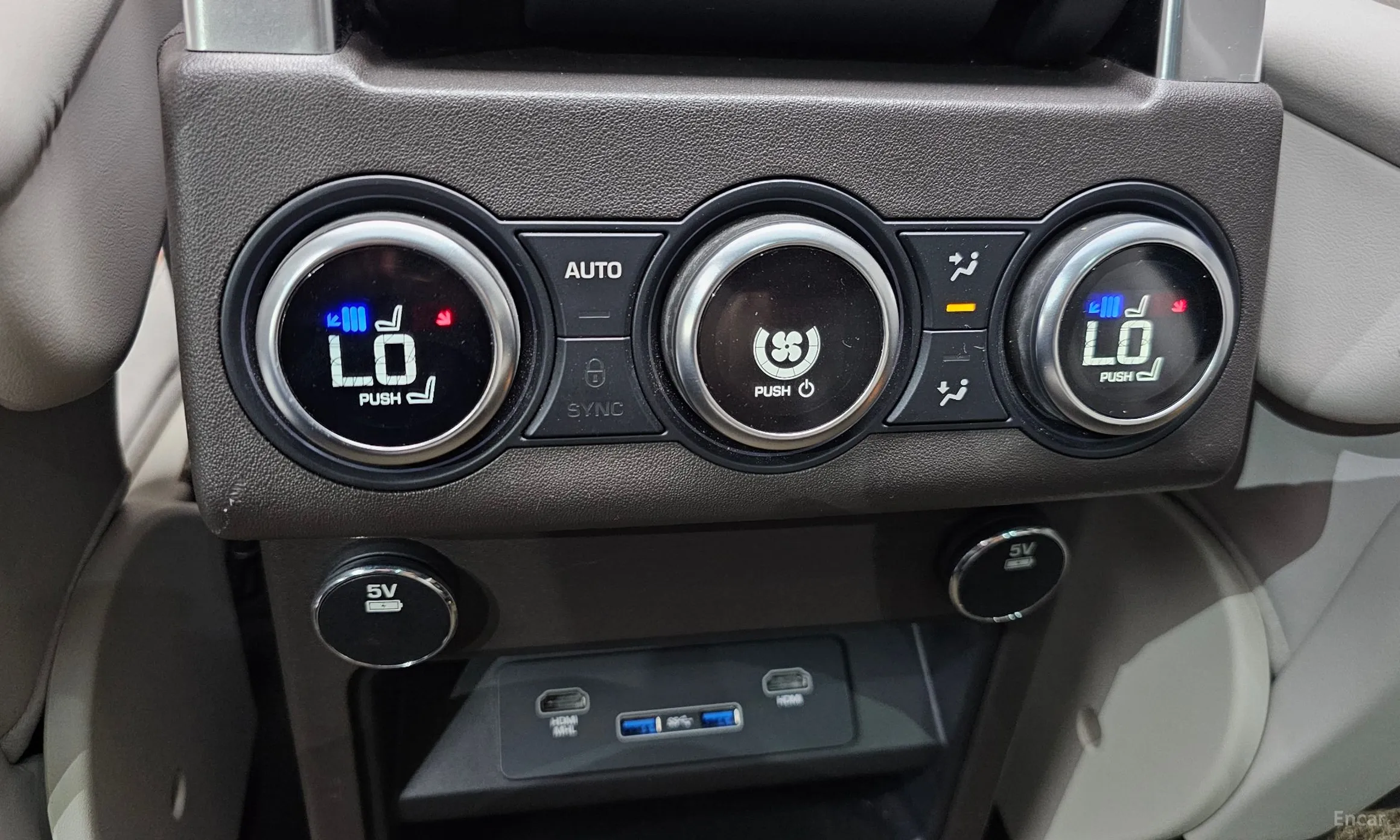 Land Rover Discovery 5 превью 18