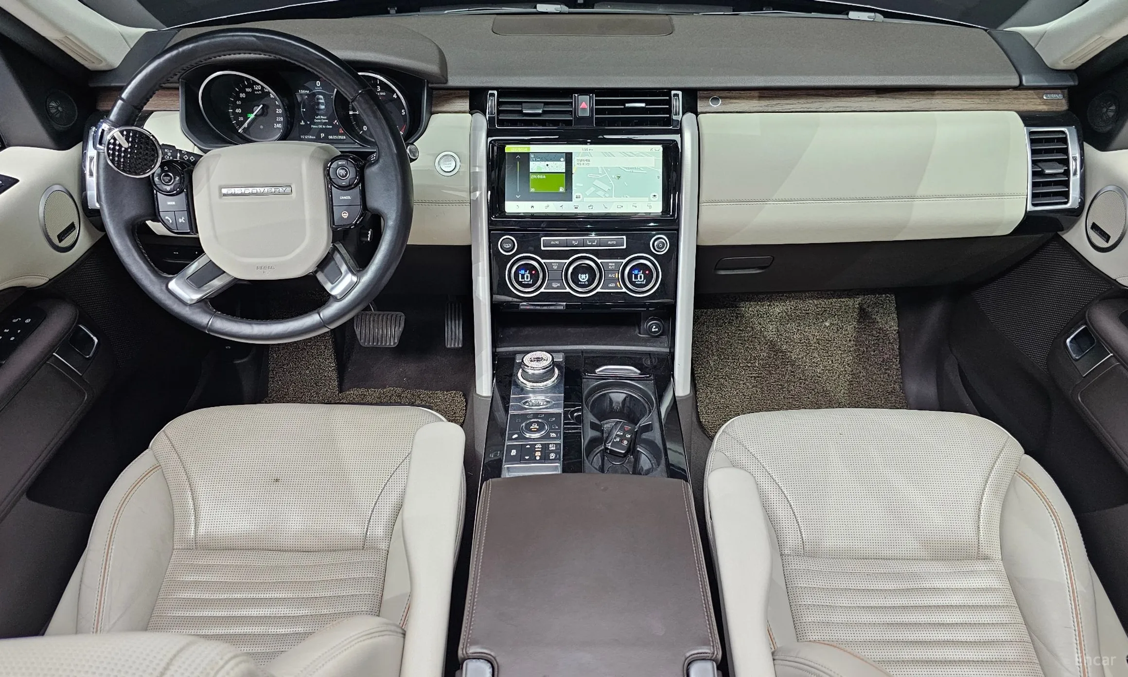 Land Rover Discovery 5 превью 7