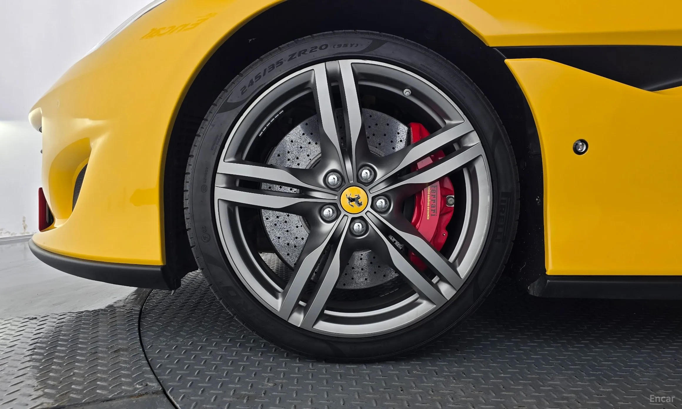 Ferrari Portofino превью 5