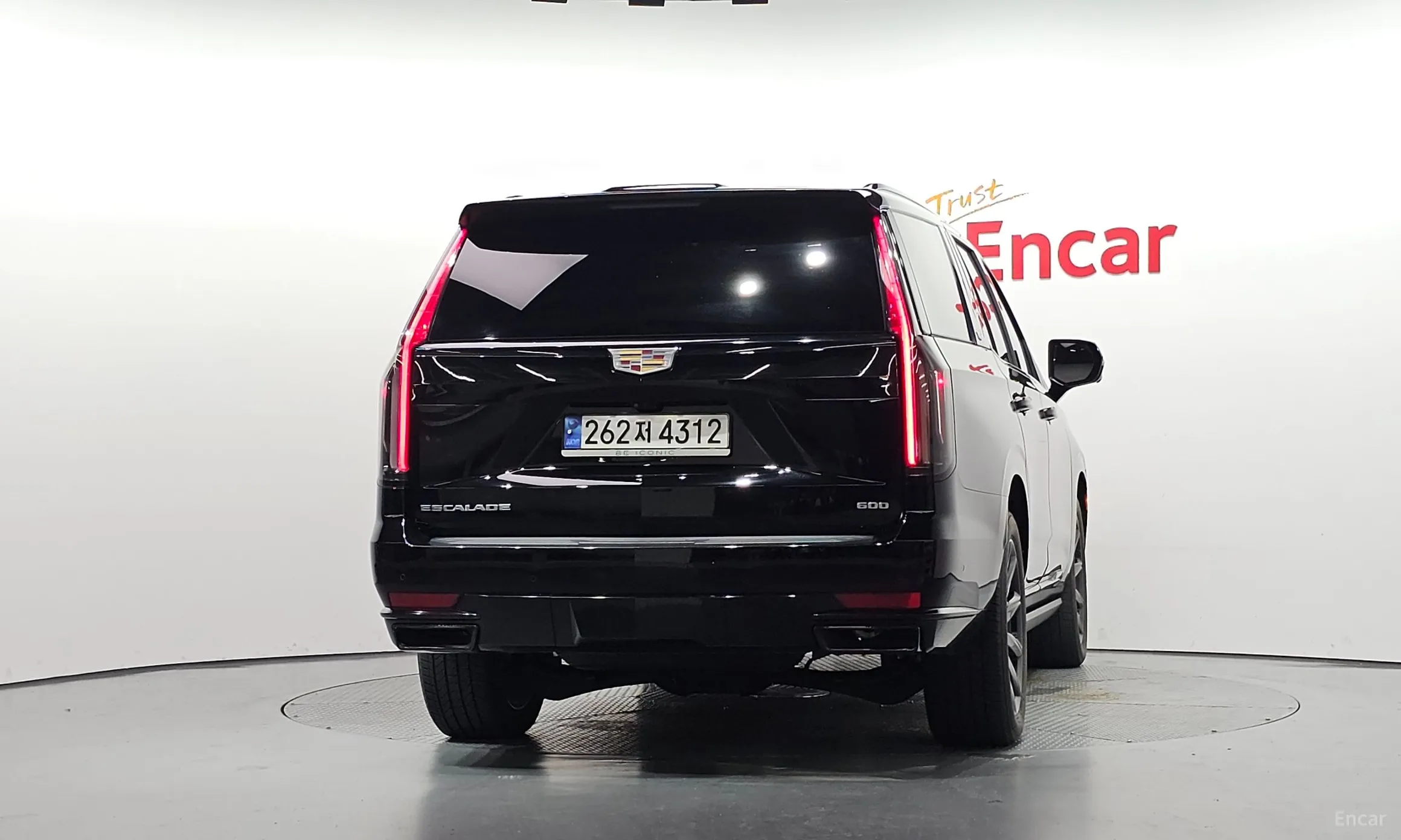 Cadillac Escalade 5th Generation превью 4