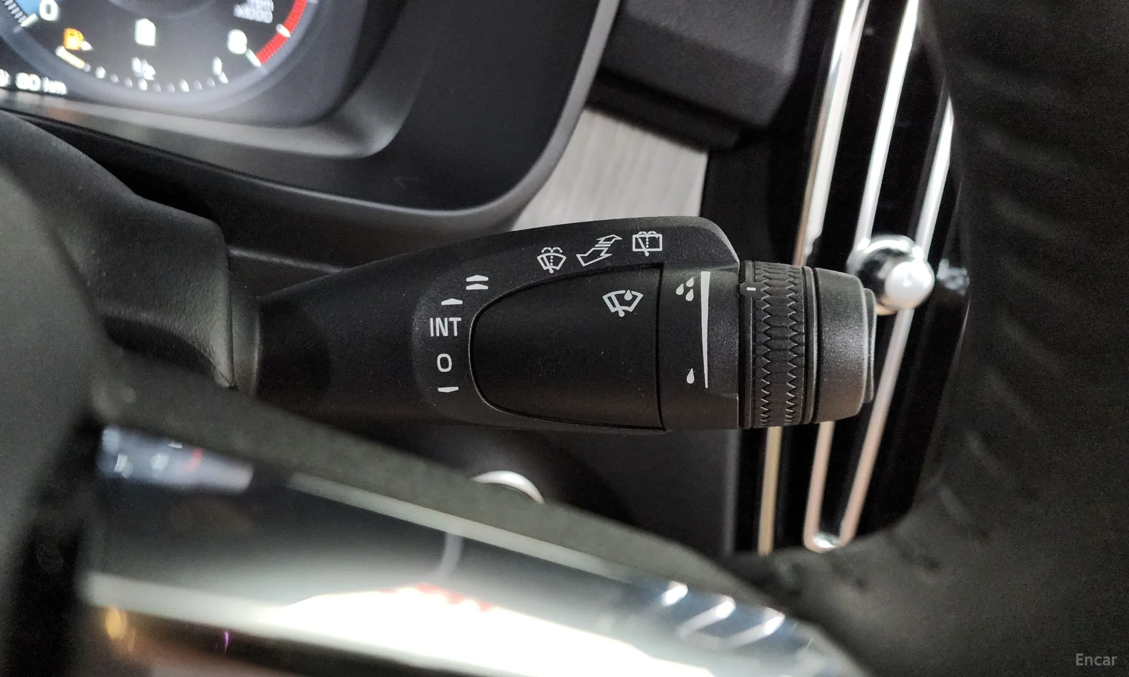 Volvo XC40 превью 17