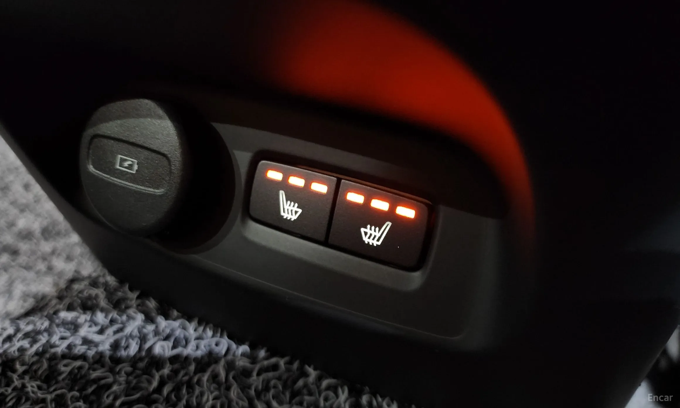 Volvo XC40 превью 19