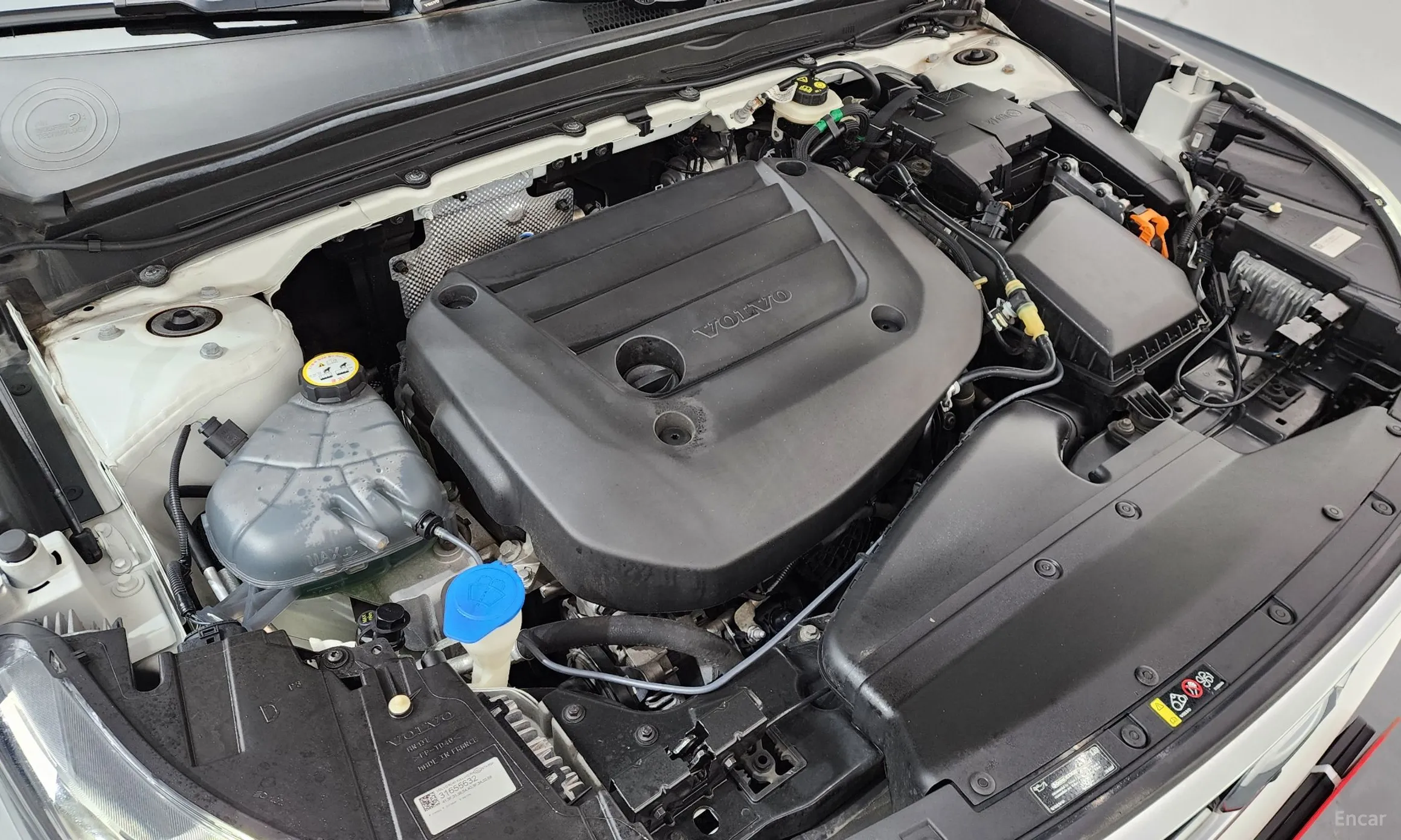 Volvo XC40 превью 6
