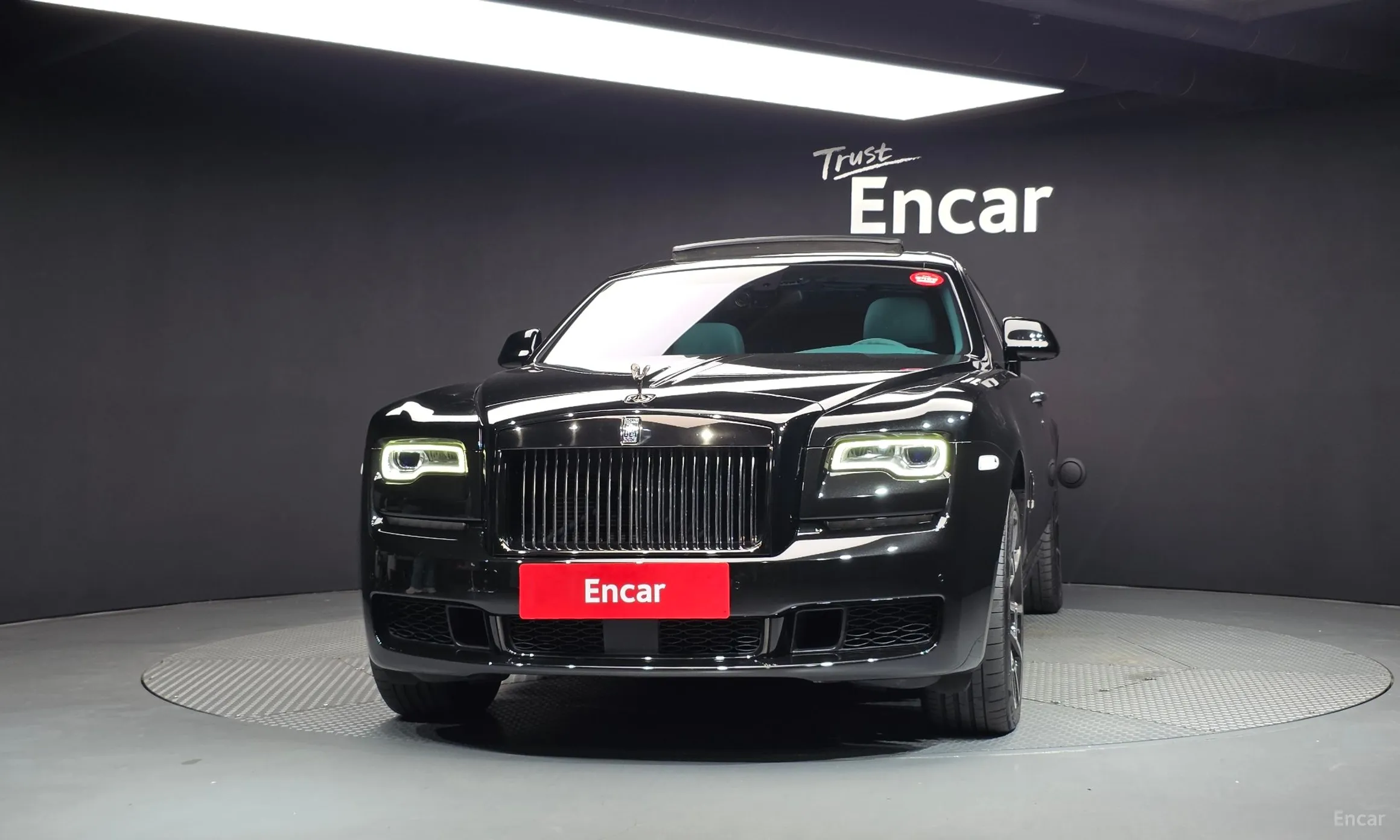 Rolls-Royce Ghost превью 3