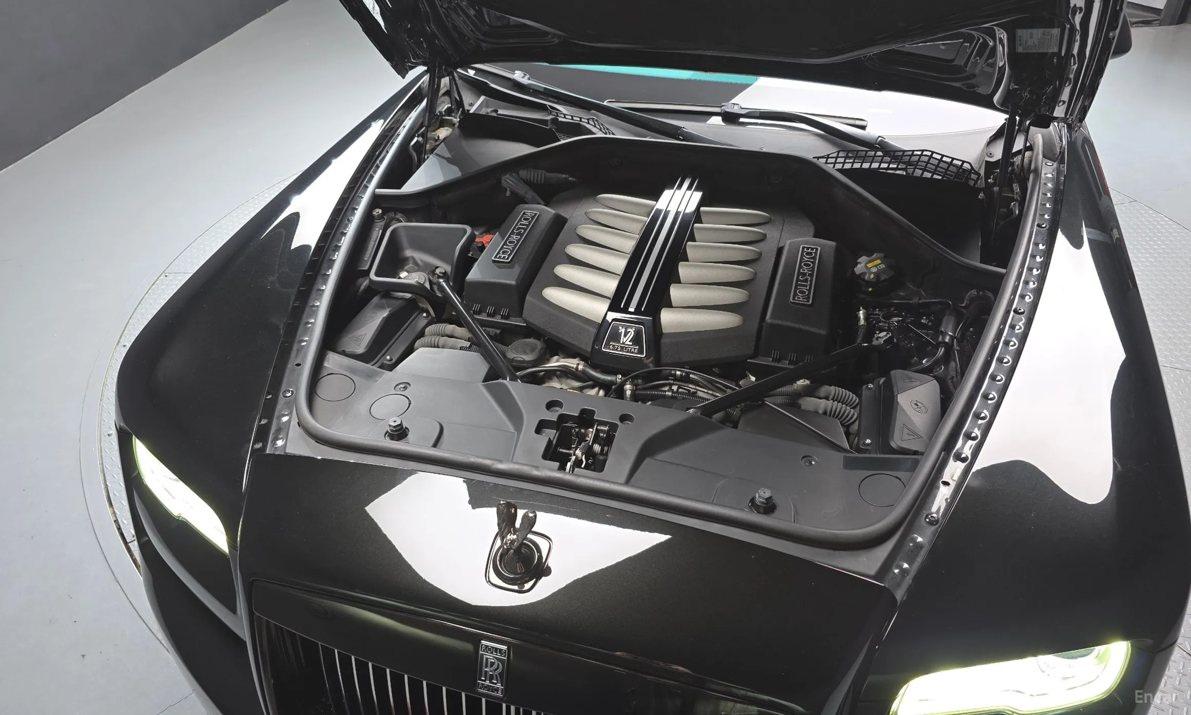 Rolls-Royce Ghost превью 6
