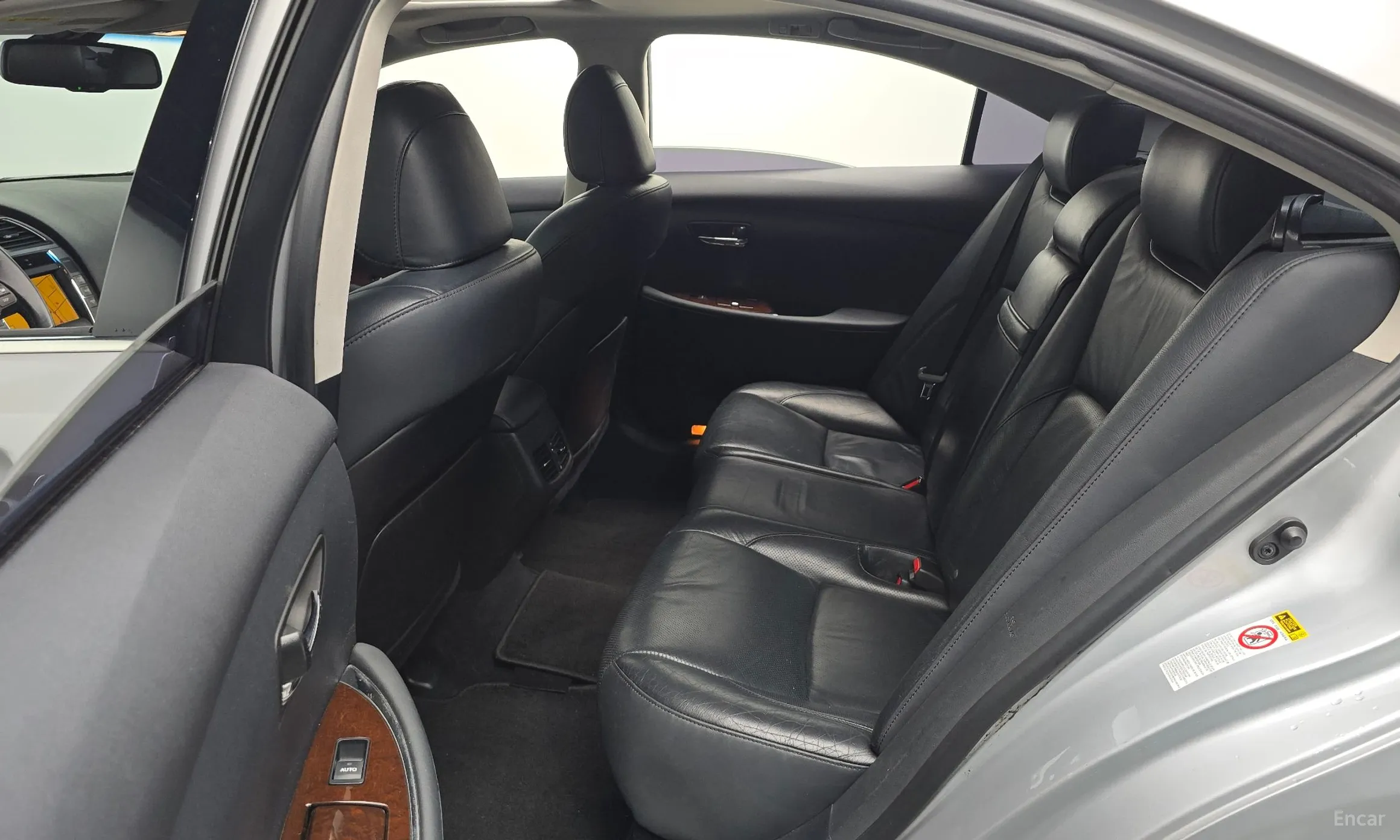 Lexus ES350 превью 12