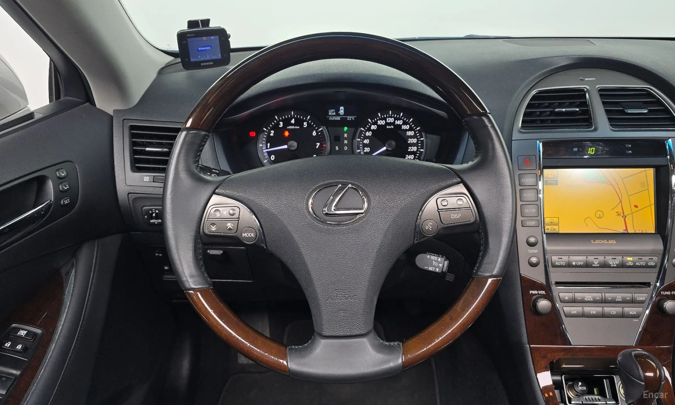 Lexus ES350 превью 13