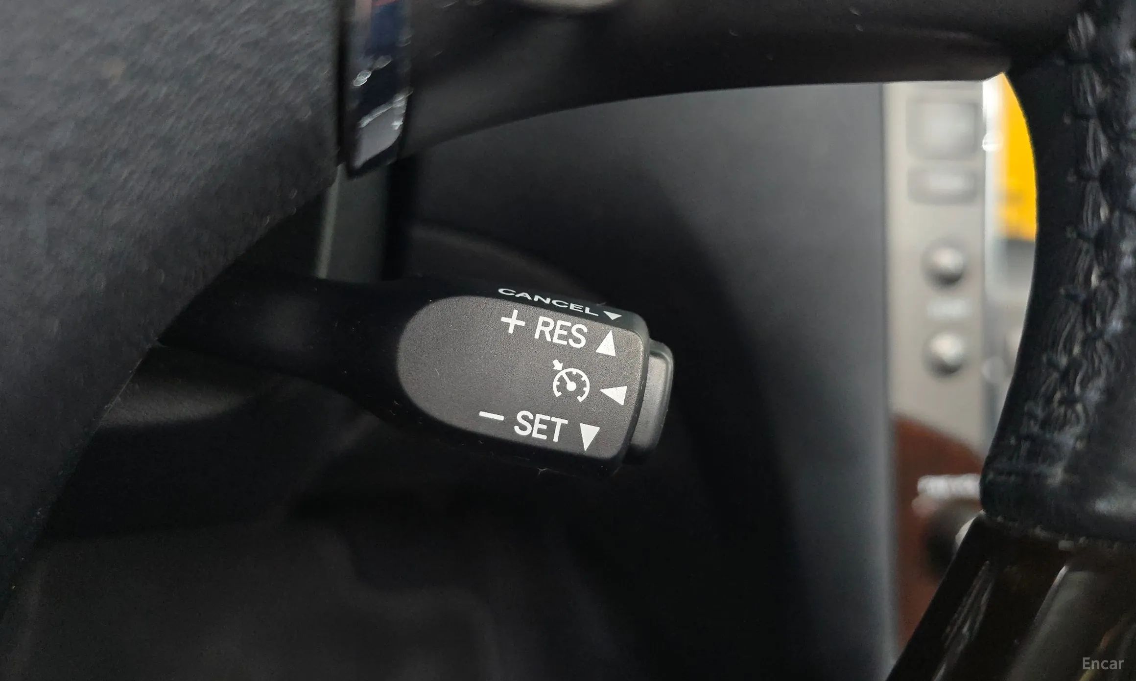 Lexus ES350 превью 18
