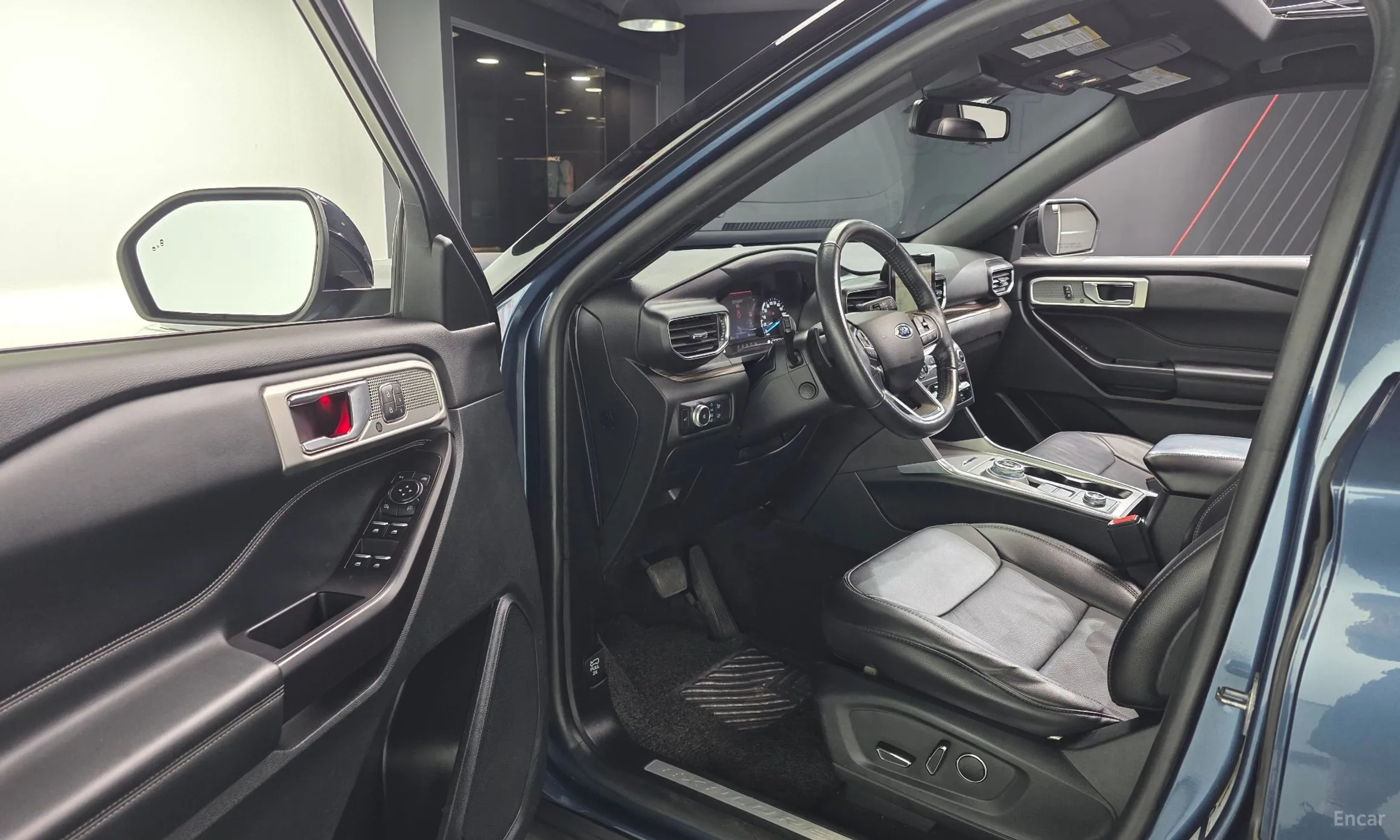 Ford Explorer 6th Generation превью 10