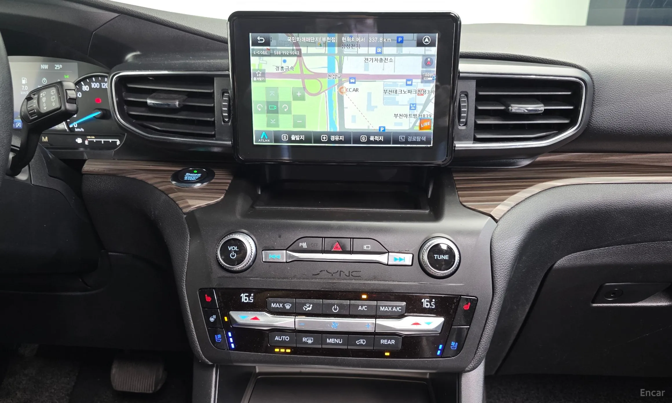 Ford Explorer 6th Generation превью 14