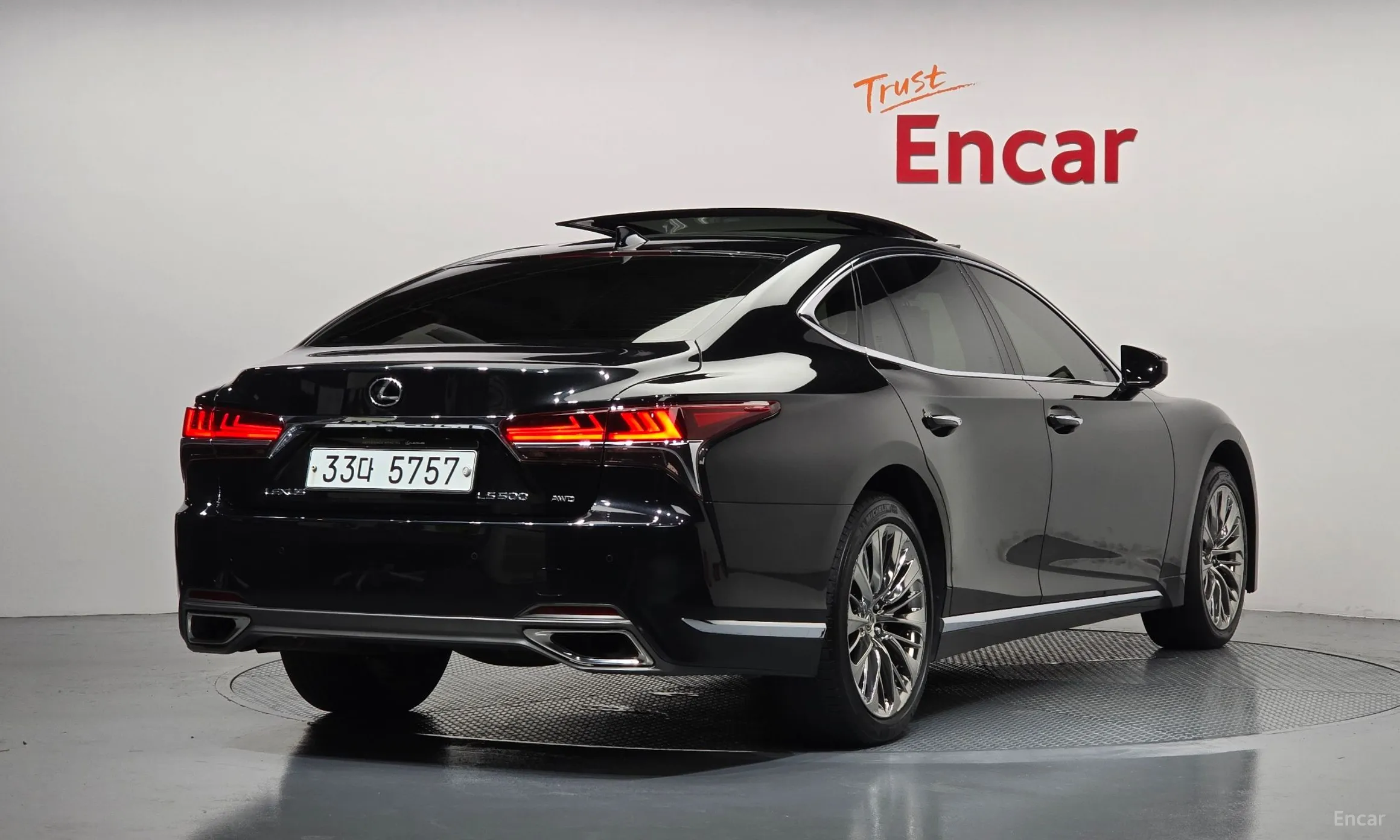 Lexus LS500 5th Generation