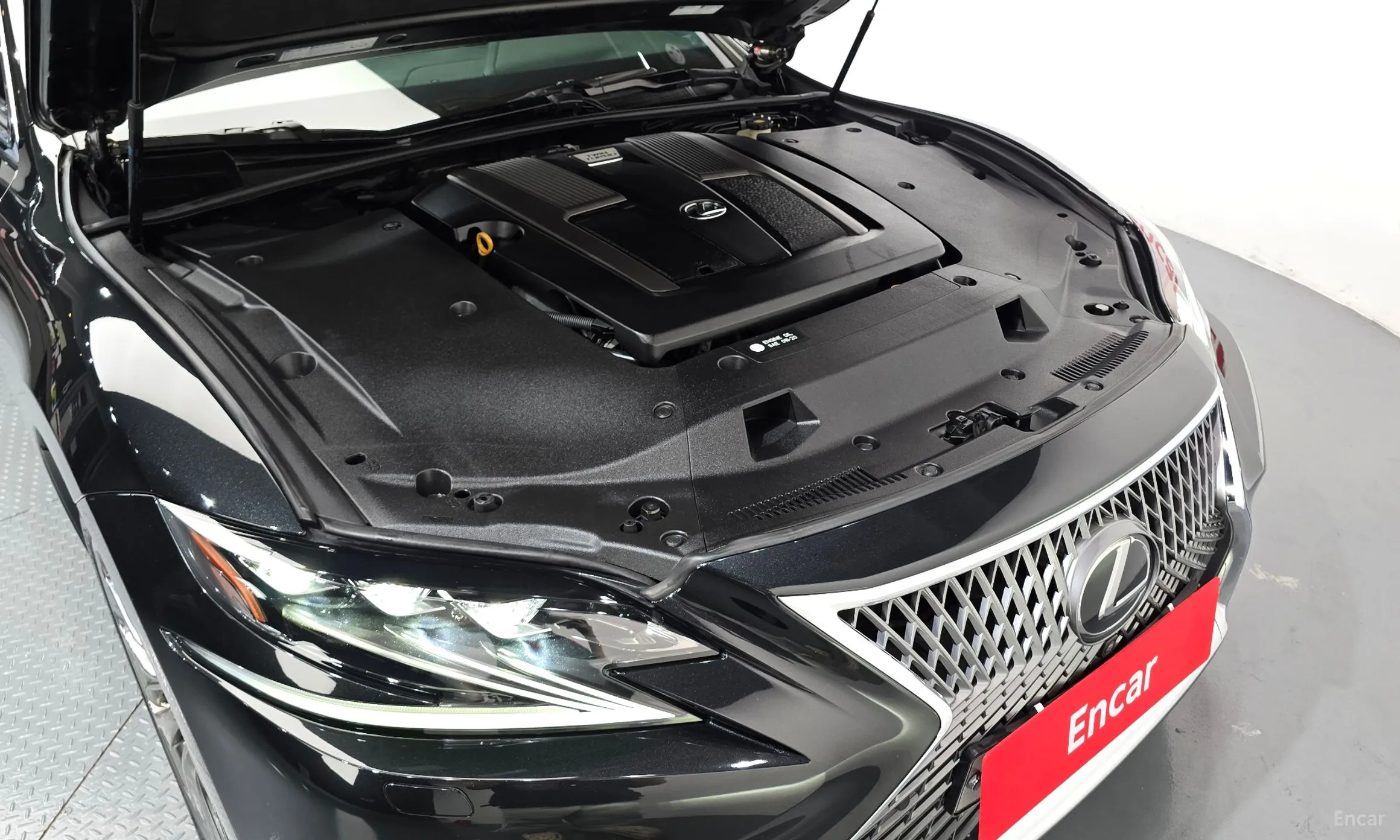 Lexus LS500 5th Generation превью 6