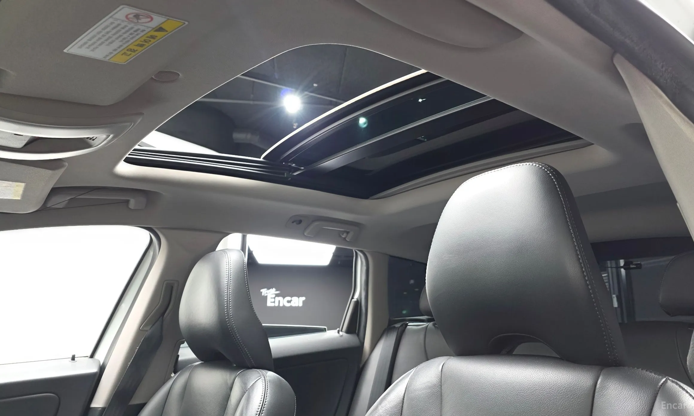 Volvo XC60 превью 16