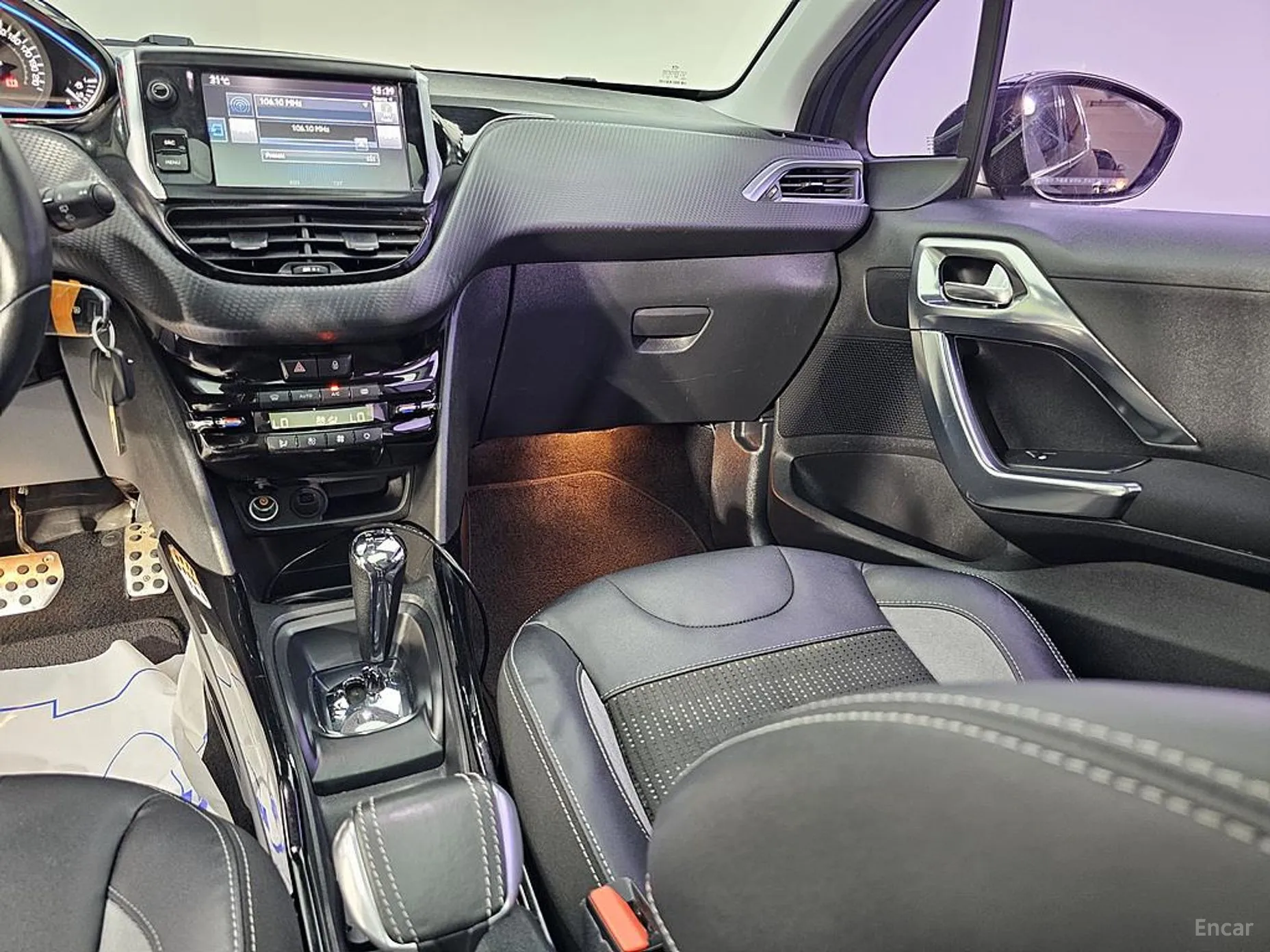 Peugeot 2008. превью 10