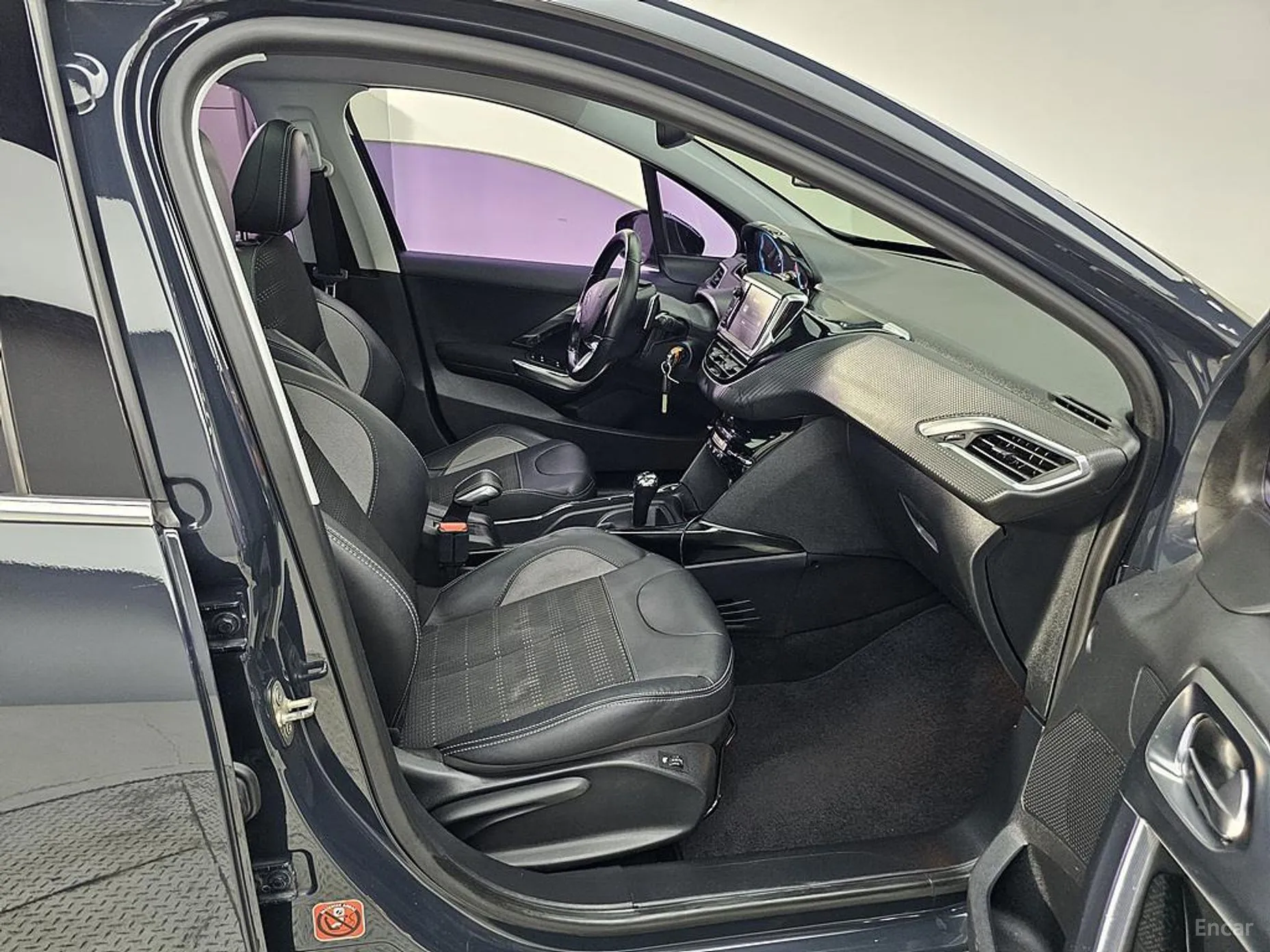 Peugeot 2008. превью 11